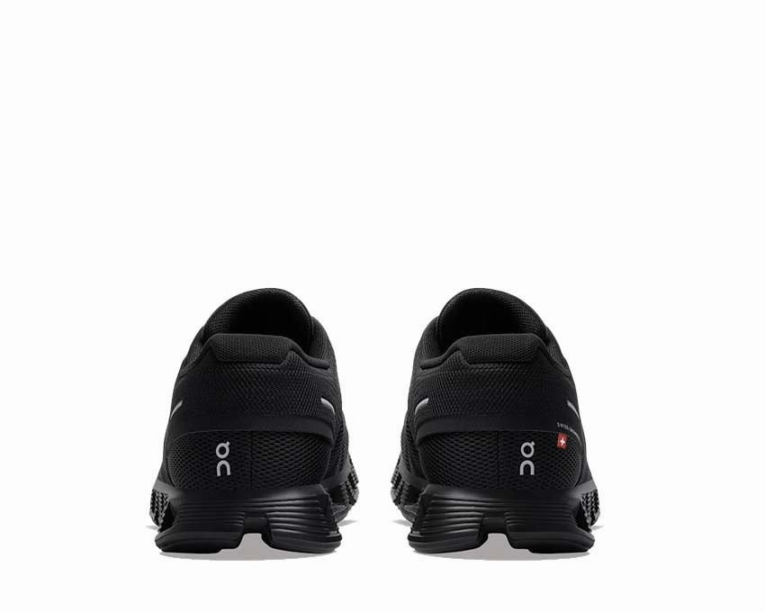 On Cloud 5 W On Trail Footwear