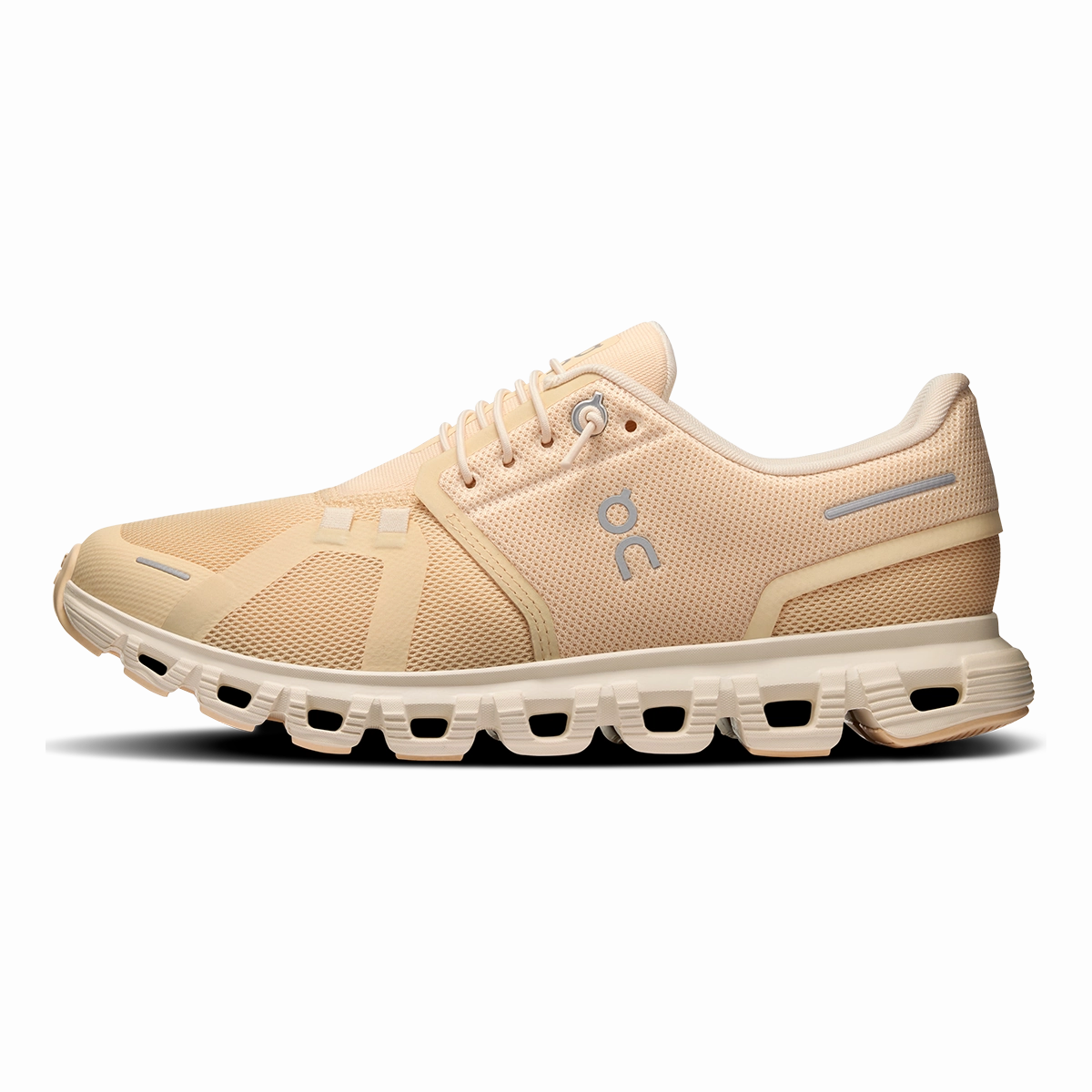ON Cloud 6 On Lifestyle Footwear