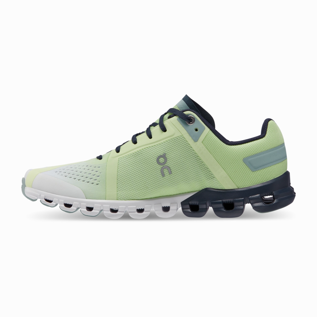 ON Cloudflow 3 On Lifestyle Footwear