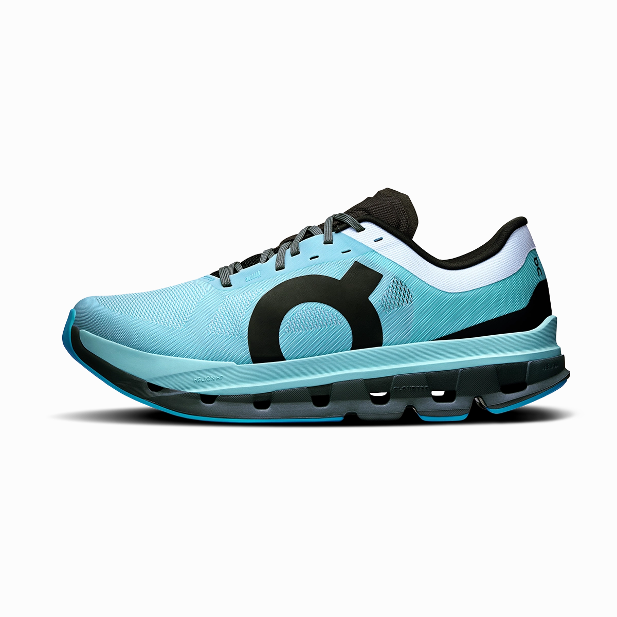 ON Cloudflow V5 On Running Footwear