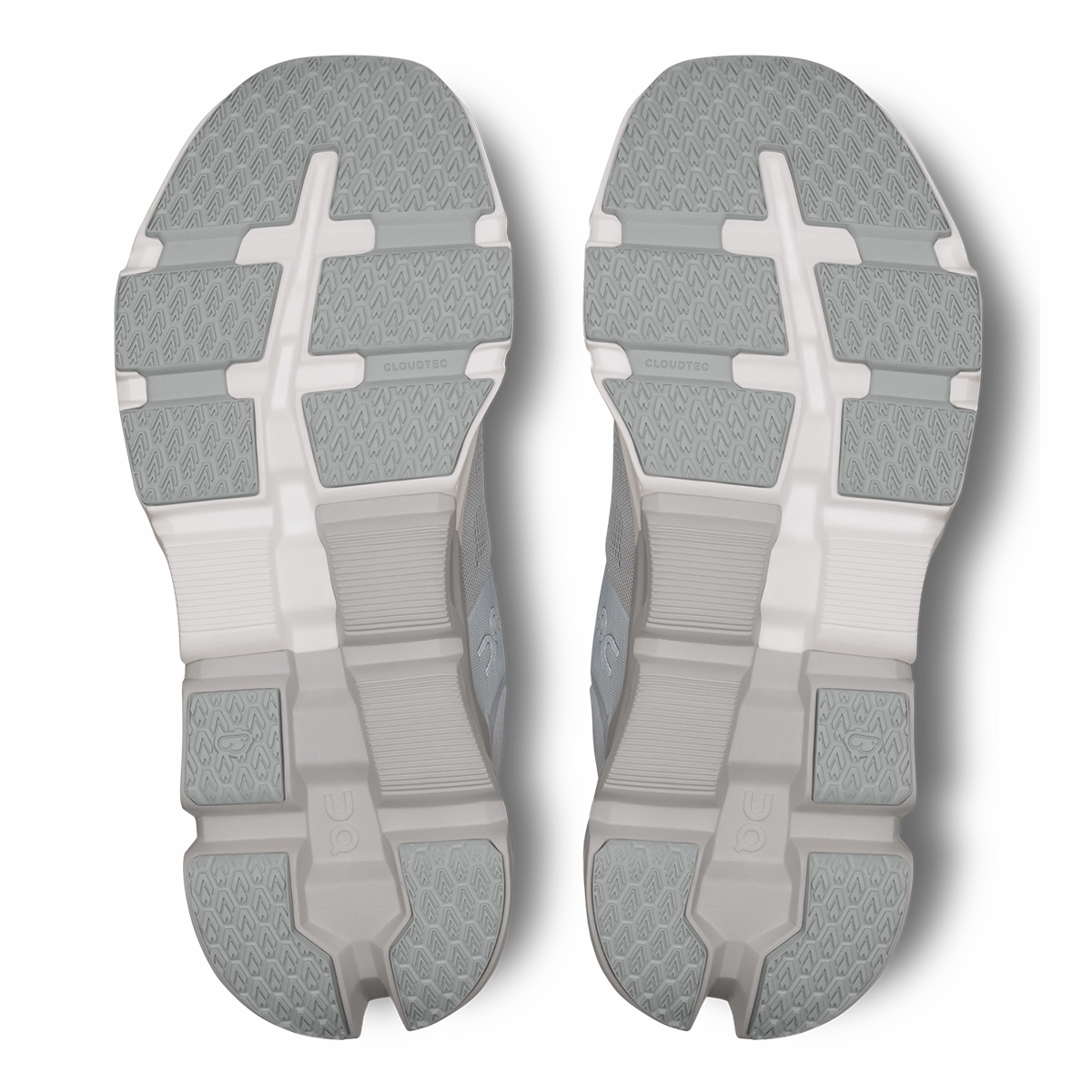 ON Cloudflyer V5 On Lifestyle Footwear