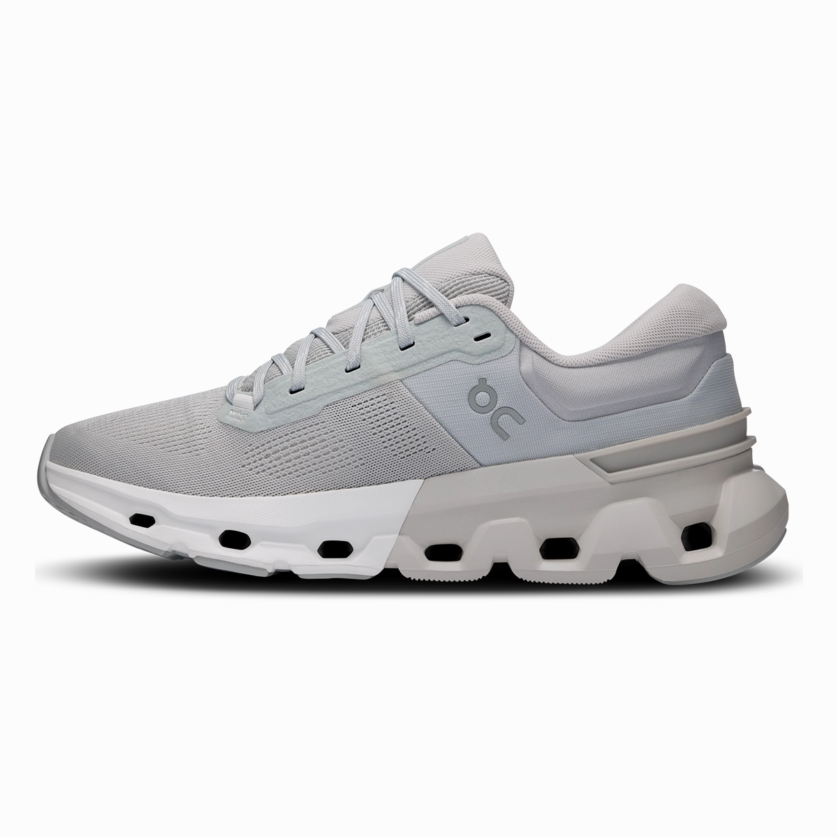 ON Cloudflyer V5 On Lifestyle Footwear