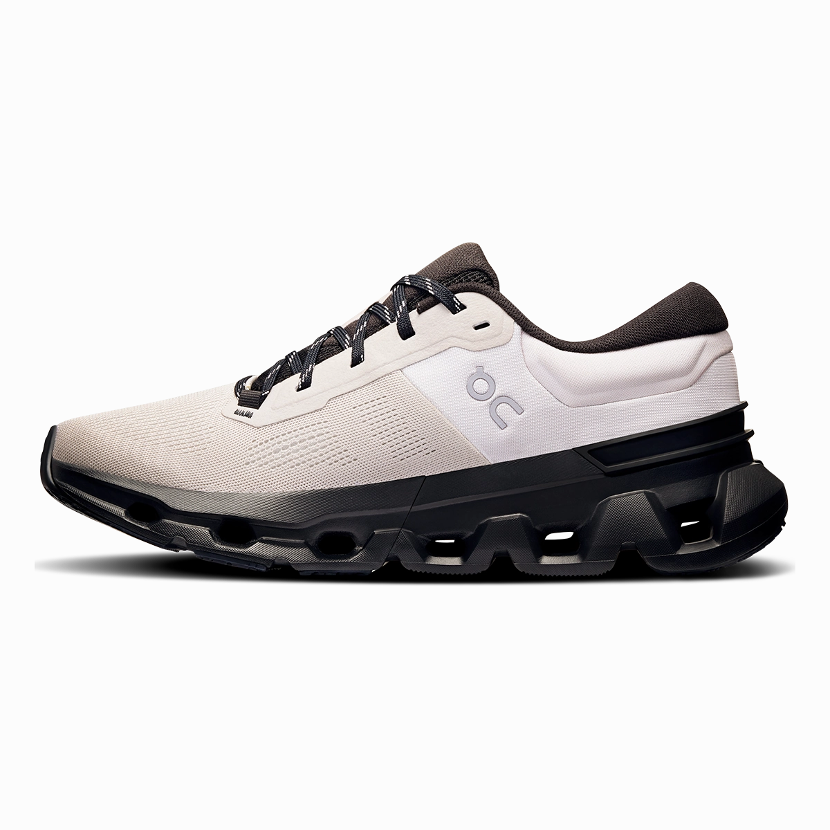 ON Cloudflyer V5 On Lifestyle Footwear