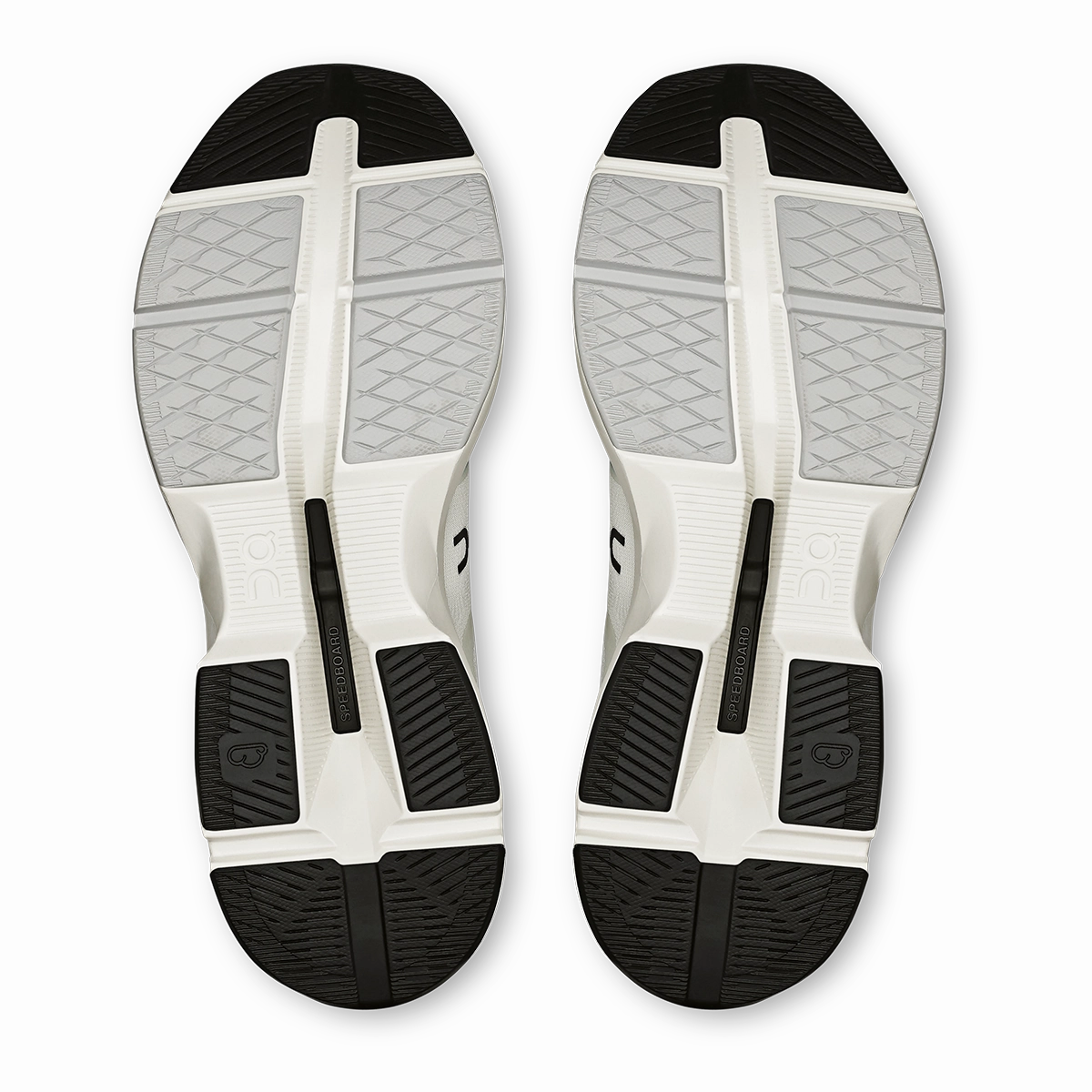 ON Cloudpulse On Lifestyle Footwear