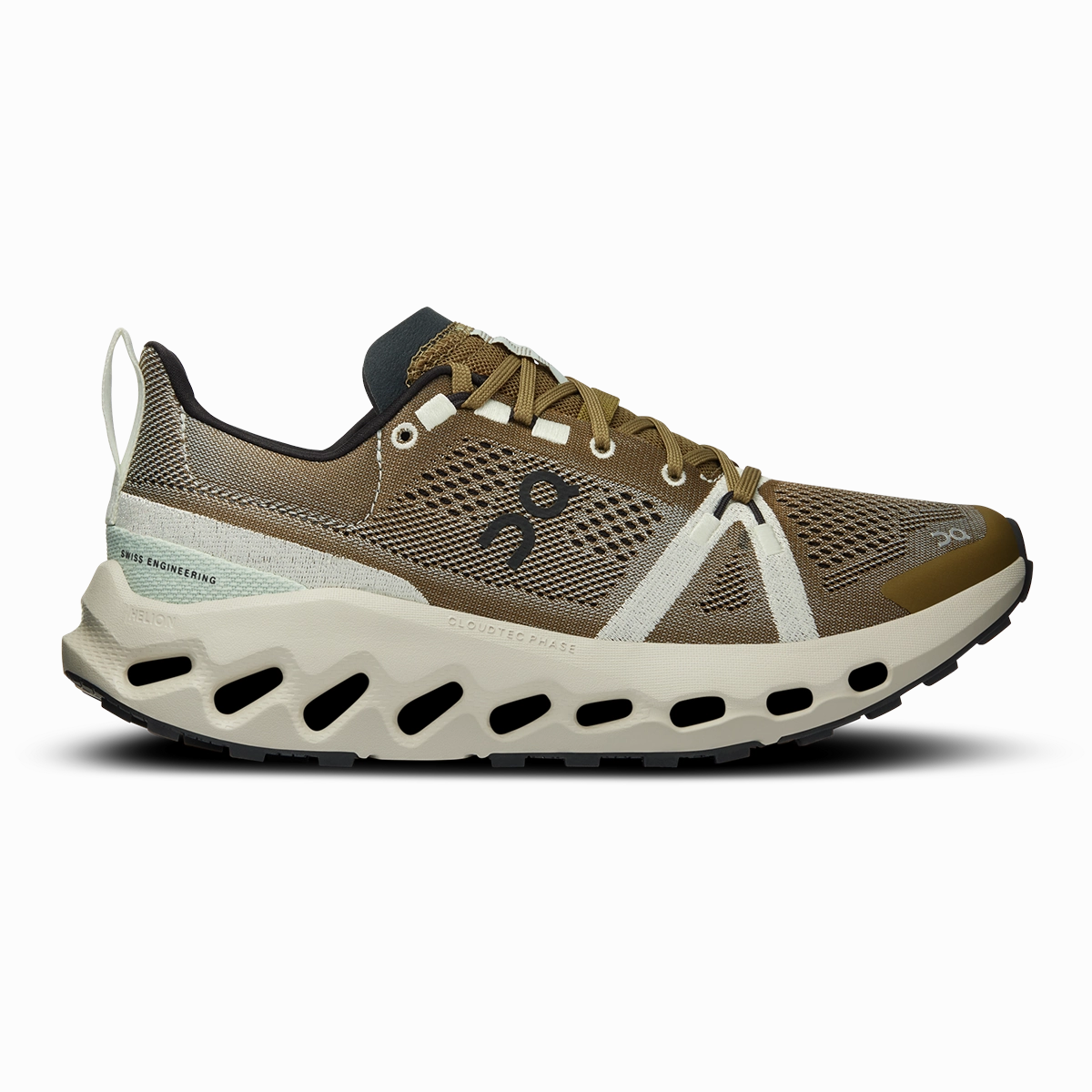 ON Cloudsurfer Trail Puma Future Series