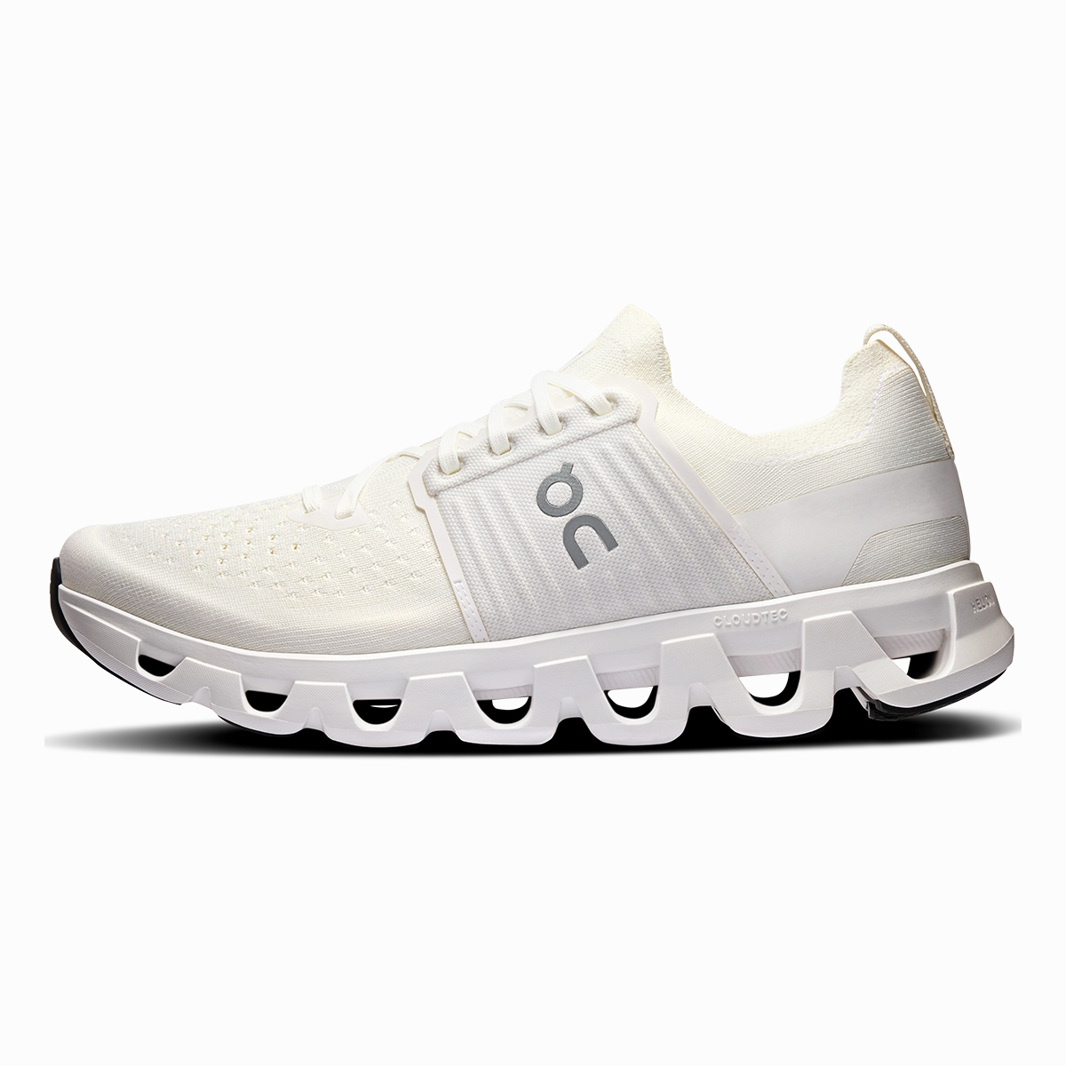 ON Cloudswift V4 On Lifestyle Footwear