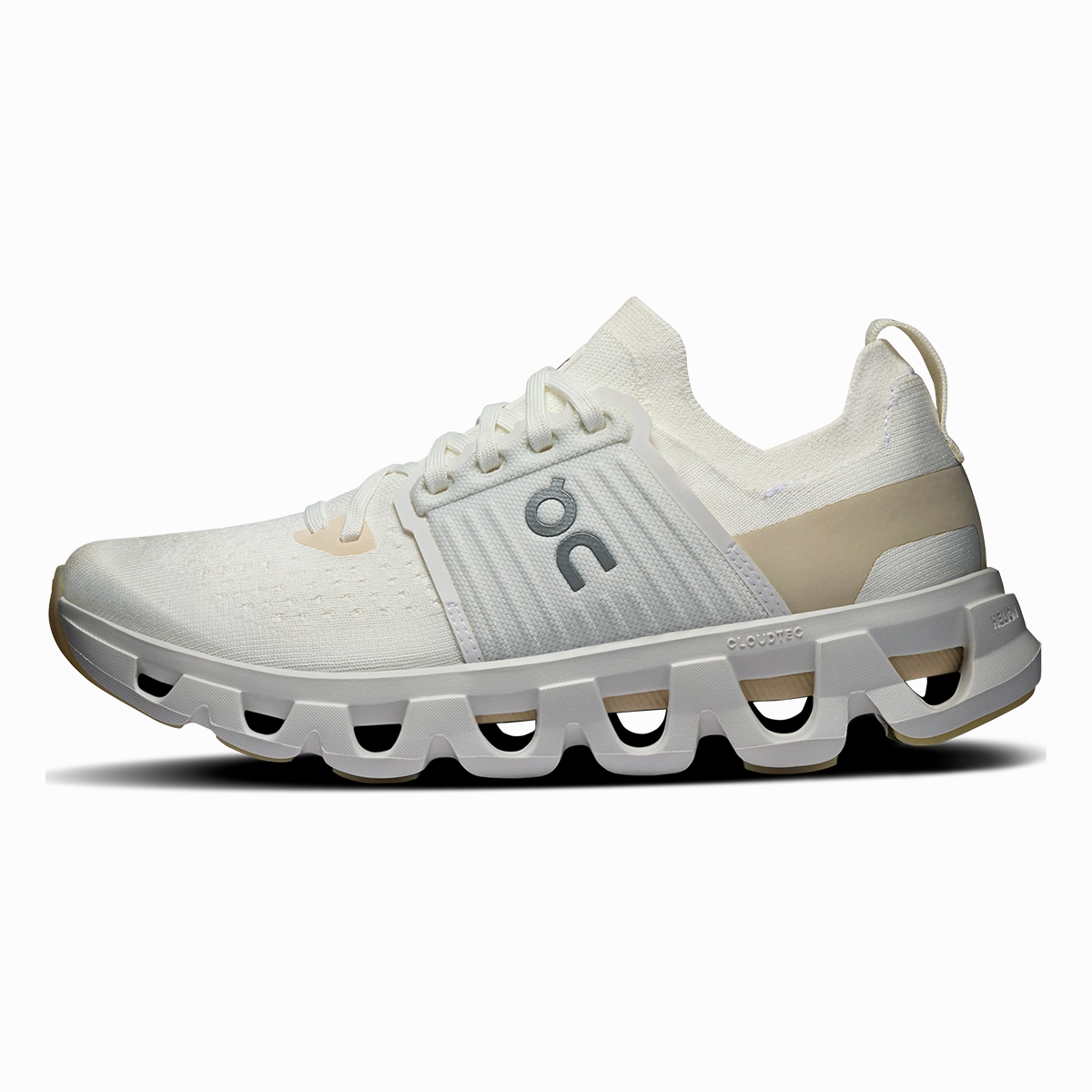 ON Cloudswift V4 On Lifestyle Footwear