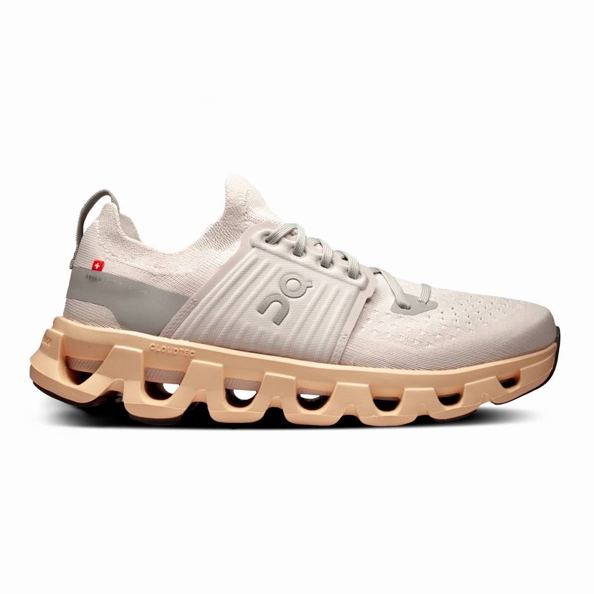 ON Cloudswift V4 on lifestyle shoes casual comfortable design