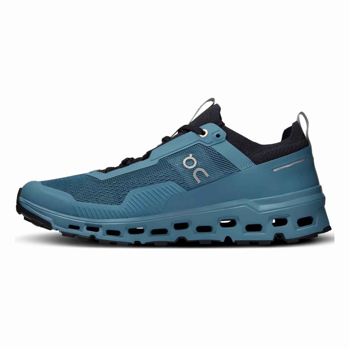 ON Cloudultra V2 On Lifestyle Footwear