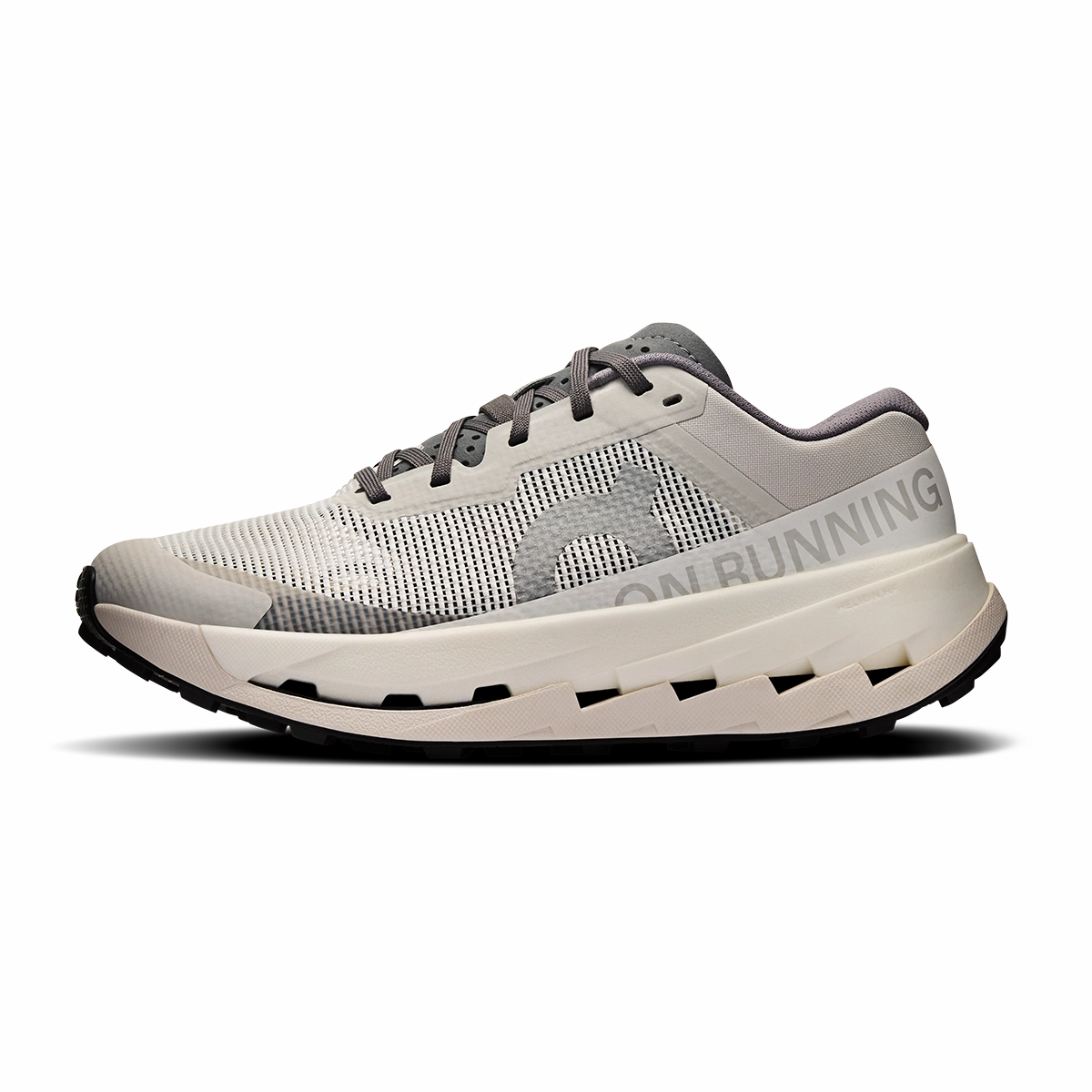 ON Cloudultra V3 On Running Footwear