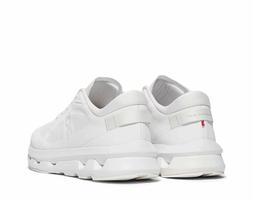 On Cloudzone W "White" 4 On Trail Footwear