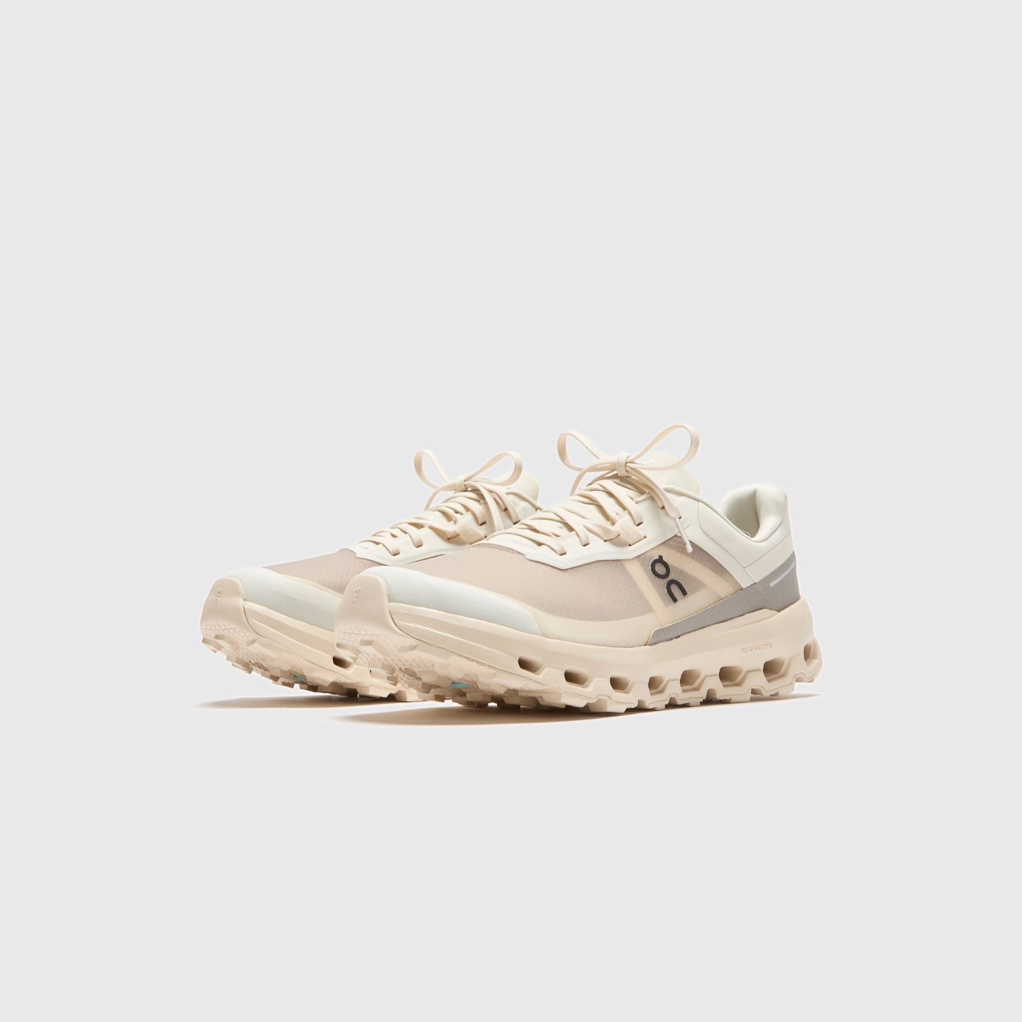 On Running Cloudvista 2 - Cream / Desert On Running Variants