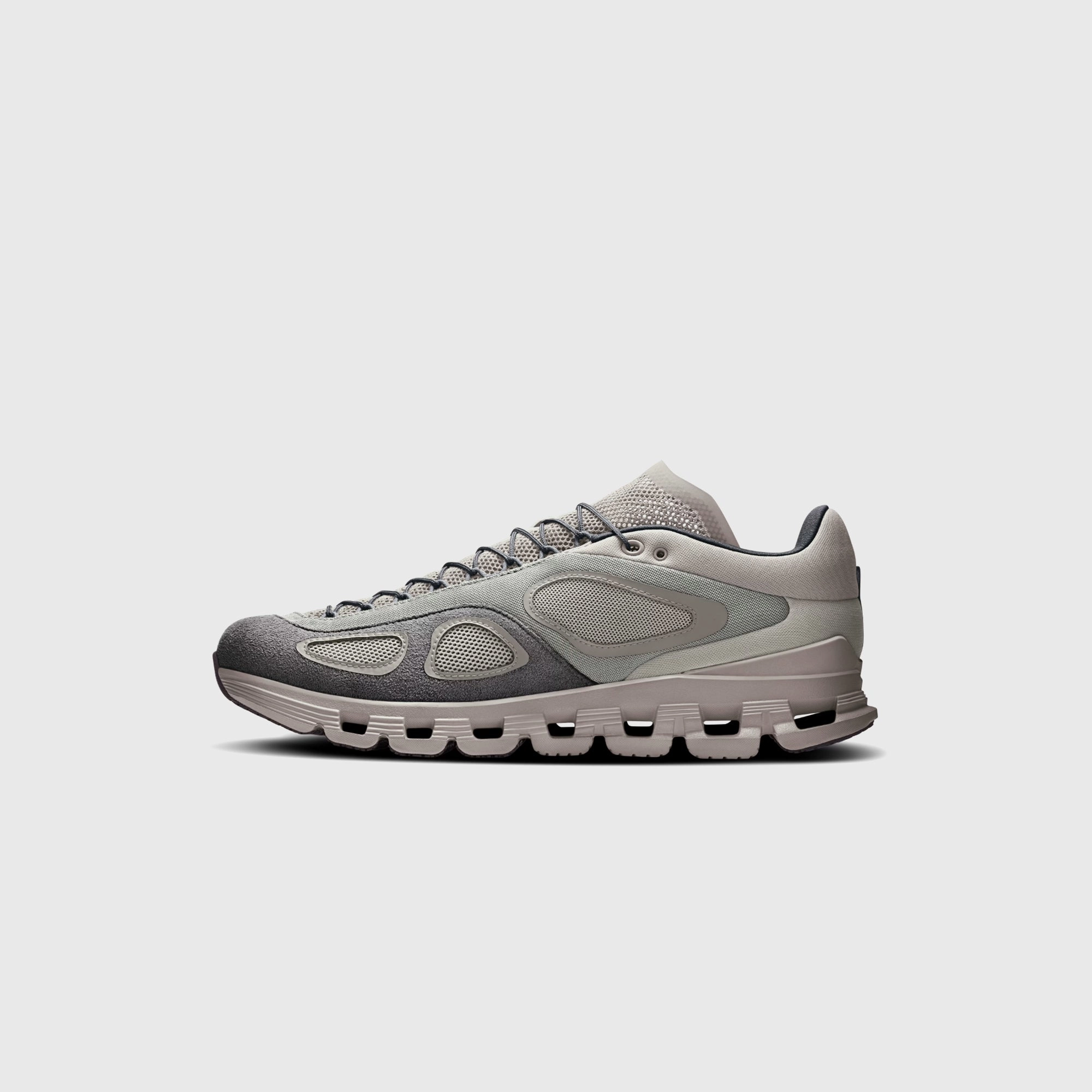 On Running x FKA Twigs Cloud X - Cloud Desert On Running Variants
