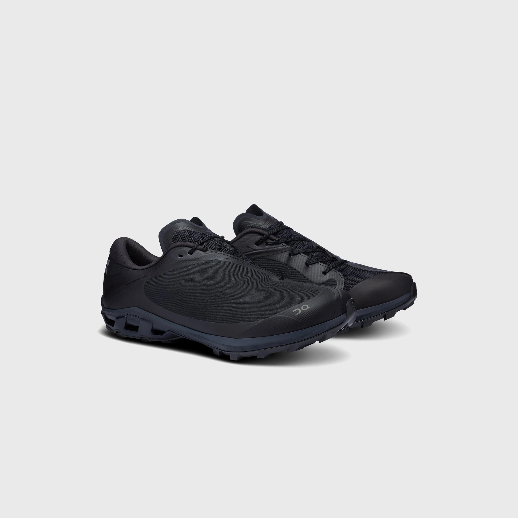 On Running x Post Archive Faction Cloudventure Peak - All Black On Running Variants