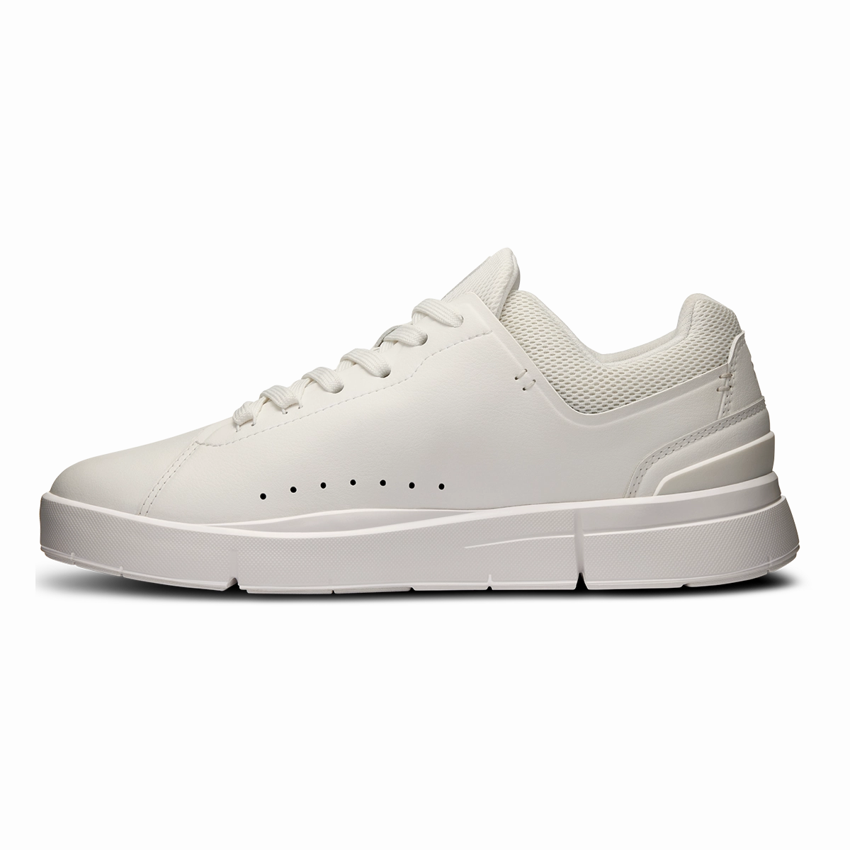 ON The Roger Advantage - White - Undyed On Lifestyle Footwear