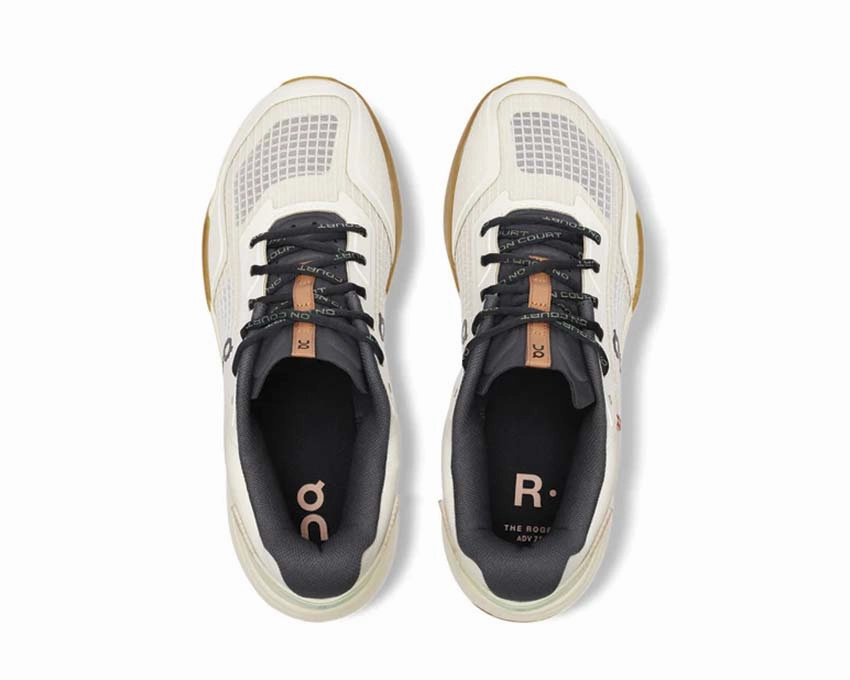 On The Roger Advantage Z5 "Almond" W On Trail Footwear
