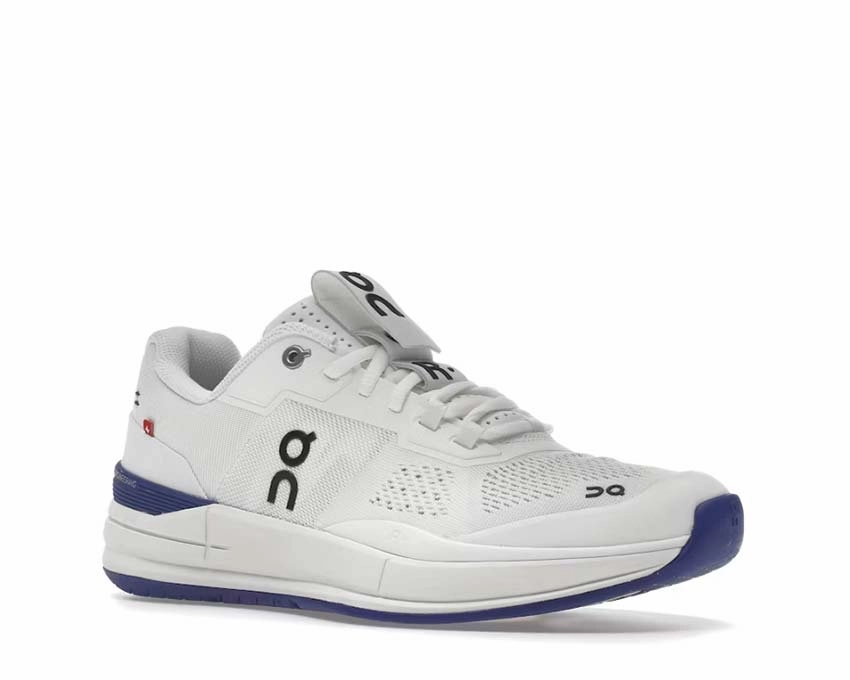 On The Roger Pro "Indigo" On Trail Footwear