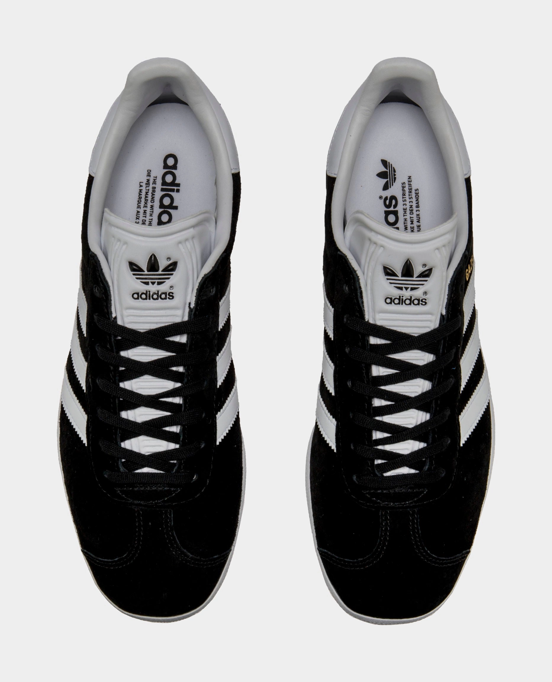Originals Gazelle Low Mens Lifestyle Shoes (Black/White) Old-school fashion sneakers