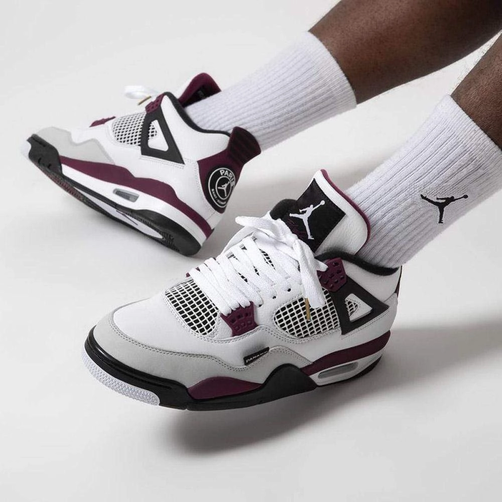 Paris Saint-Germain x Air Jordan 4 Retro 'Bordeaux' Air Jordan 4 retro basketball sneakers
