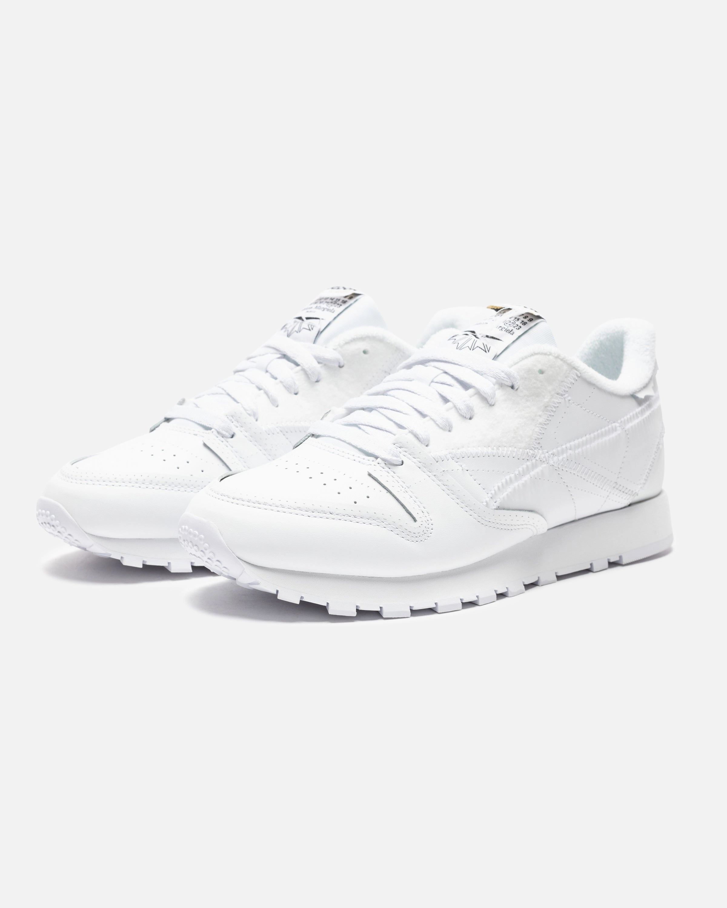 REEBOK X MAISON MARGIELA PROJECT 0 CL MO - CLOUDWHITE reebok classic athletic sneakers