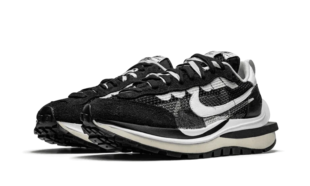 Sacai Vaporwaffle Black/White Nike X Sacai Edition