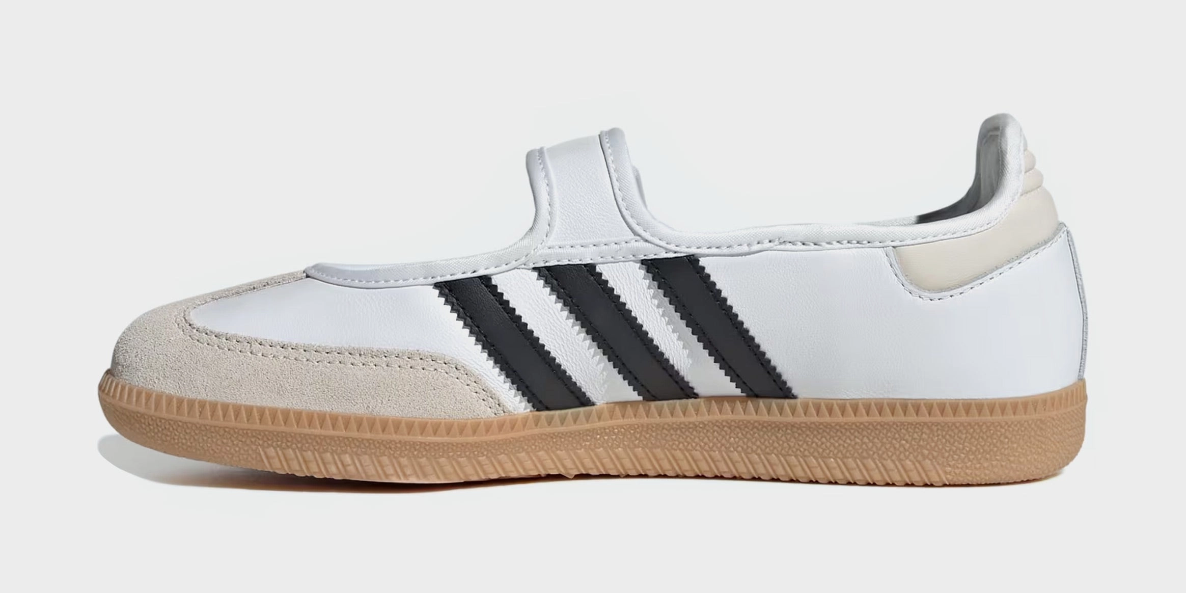 Samba Jane Womens Lifestyle Shoes (Cloud White/Alumina/Core Black) T-toe casual trainers