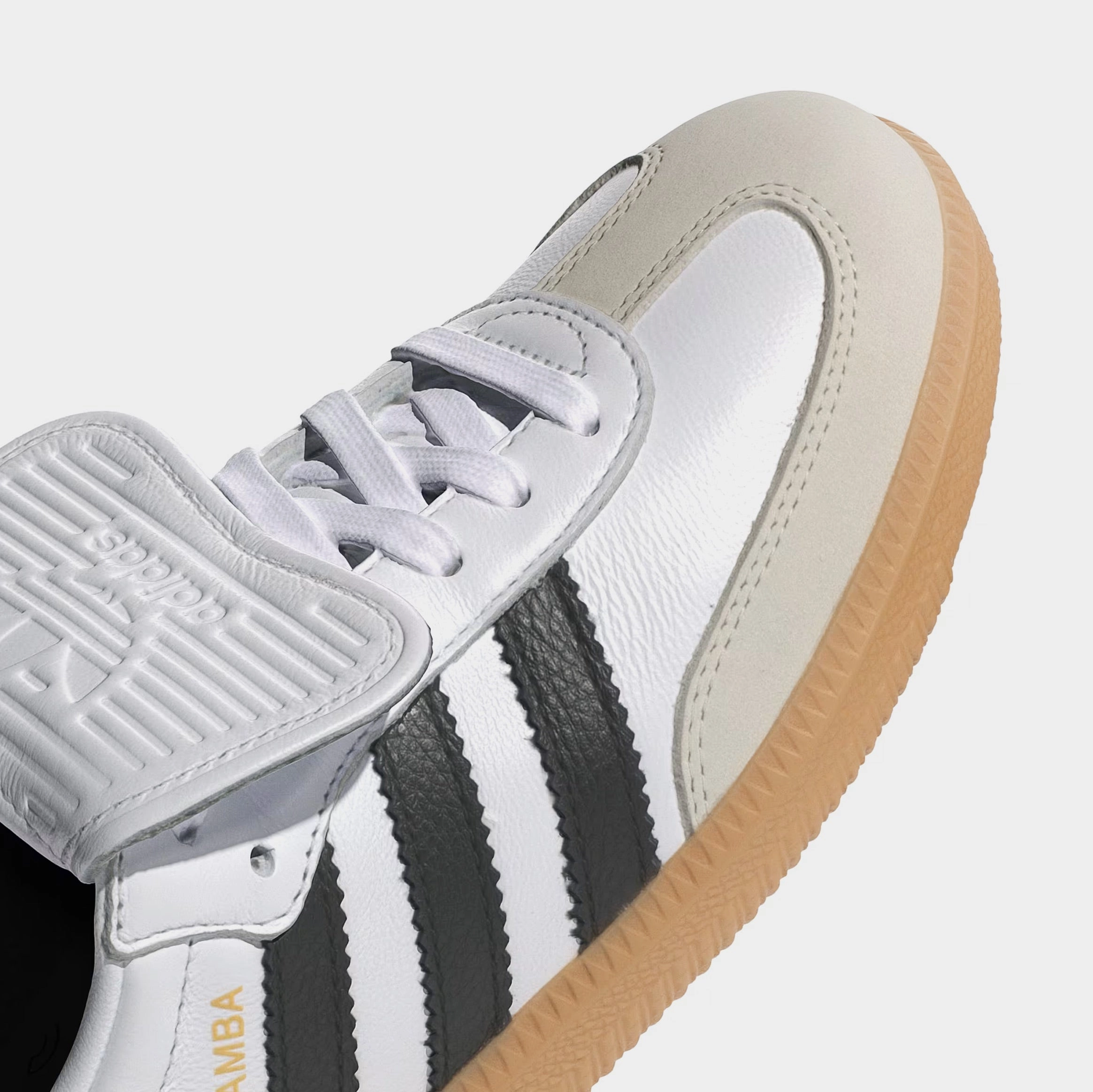 Samba LT Womens Lifestyle Shoes (Cloud White/Core Black/Gold Metallic T-toe casual trainers