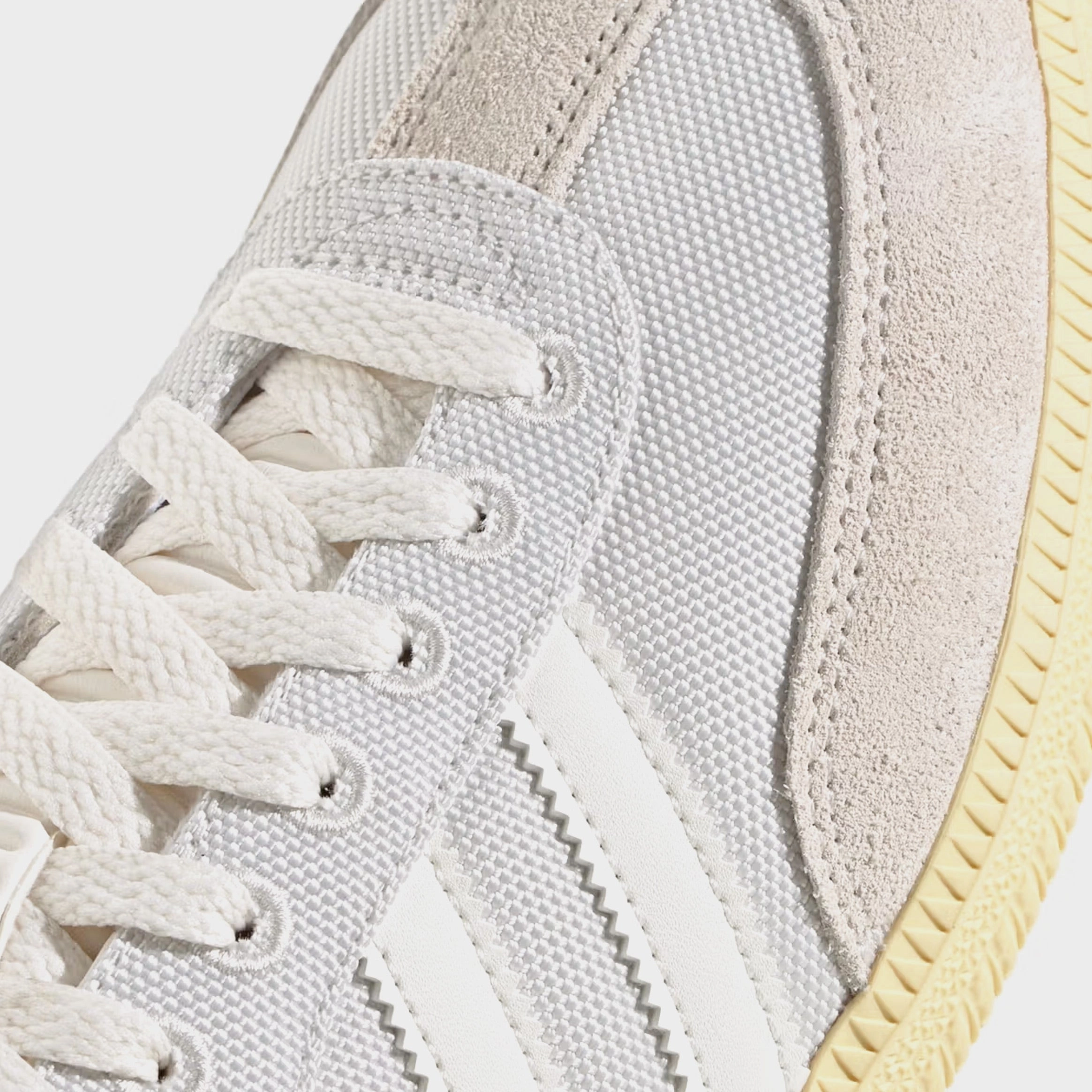 Samba OG Germany Mens Lifestyle Shoes (Cloud White/Off/White/Almost Yellow) T-toe casual trainers