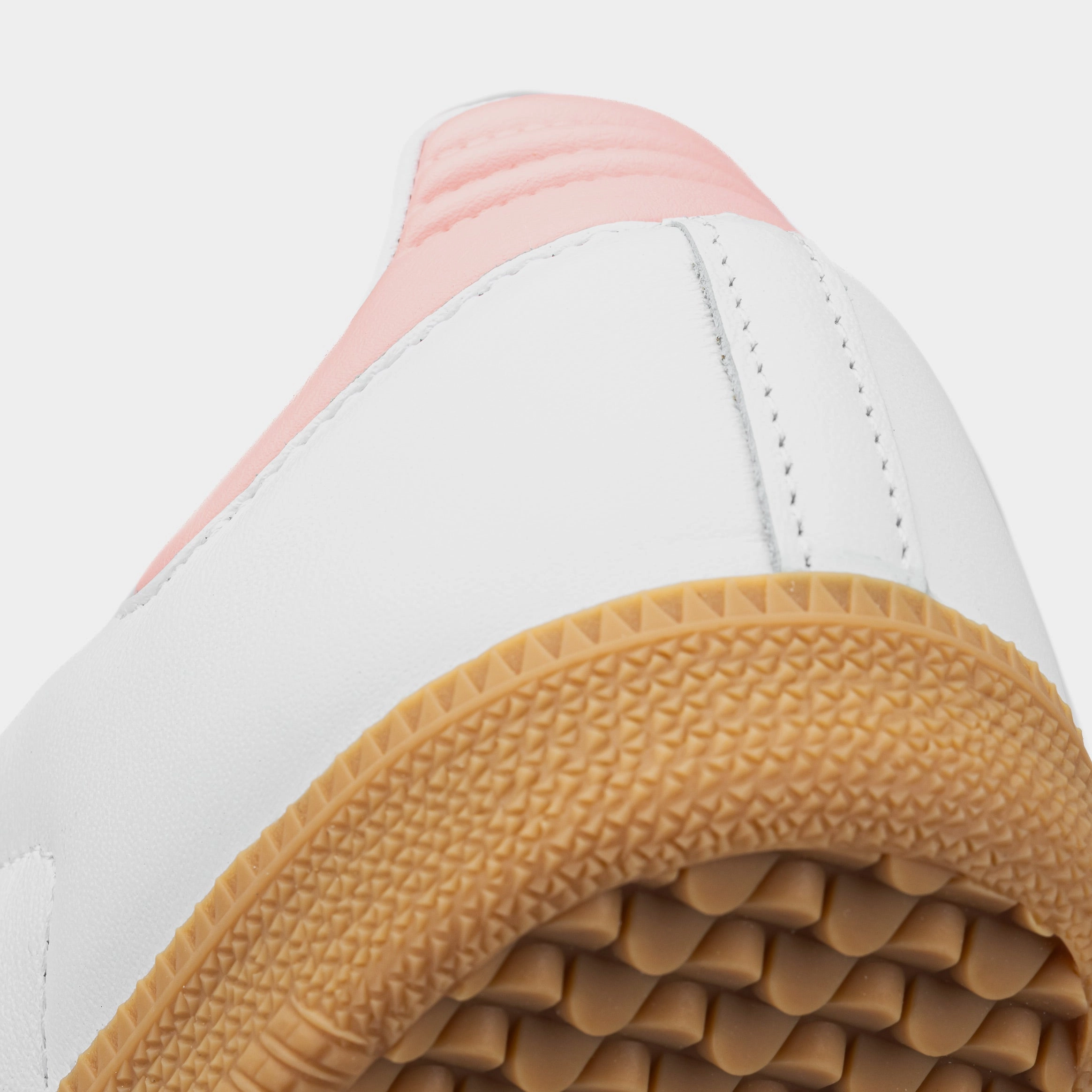 Samba OG Grade School Lifestyle Shoes (White/Coral Pink) T-toe casual trainers