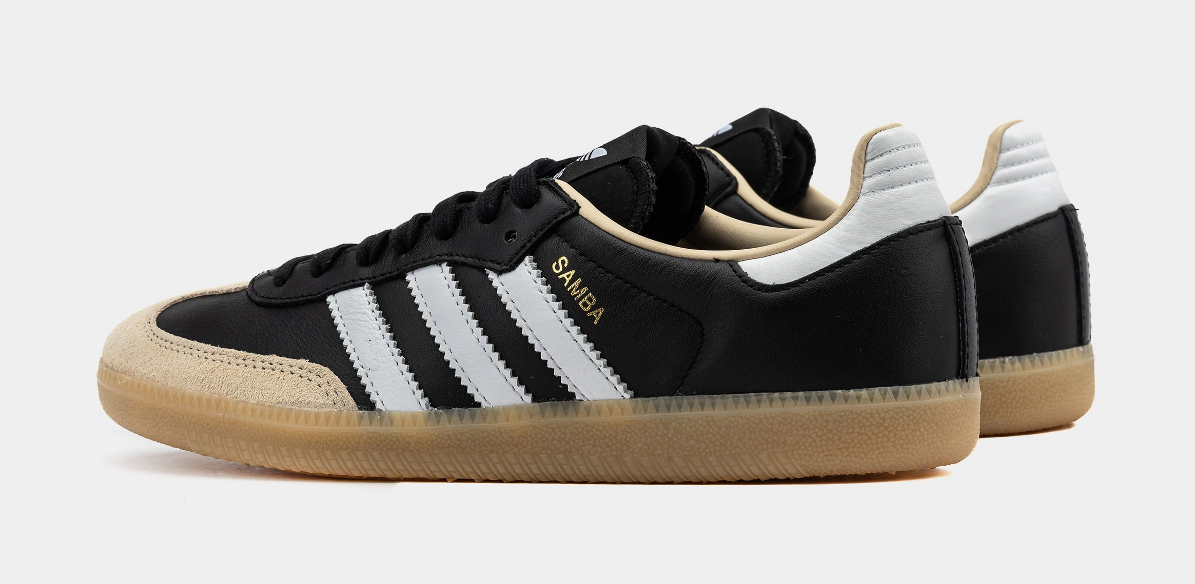 Samba OG Mens Lifestyle Shoes (Off White/Core Black/Gum 3) T-toe casual trainers