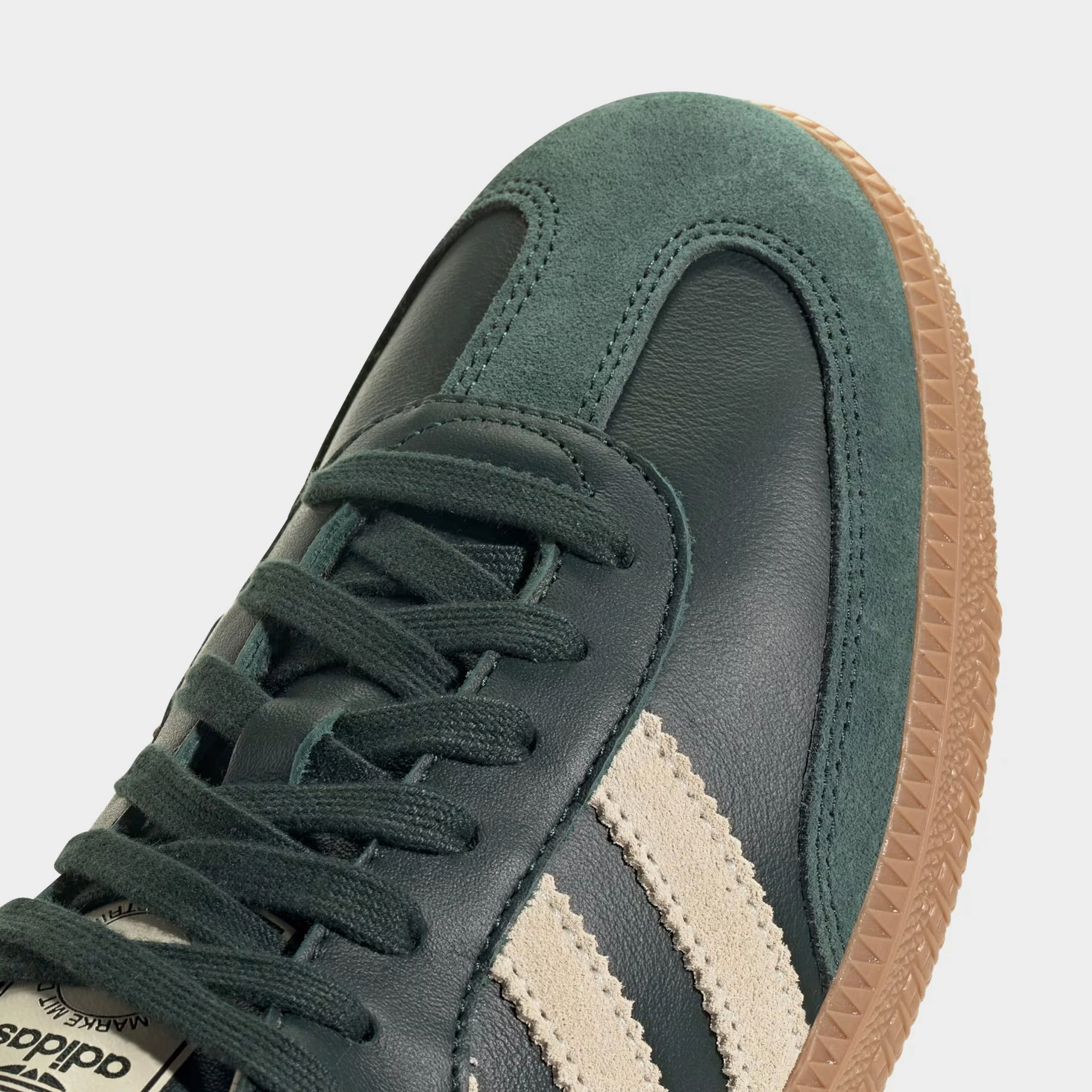 Samba OG Mens Lifestyle Shoes (Shadow Green/White/Gold) T-toe casual trainers