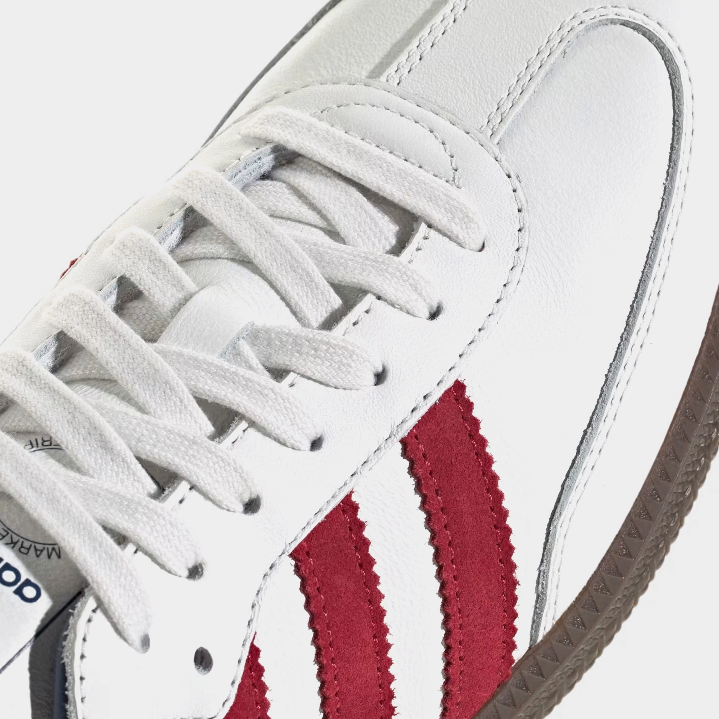 Samba OG Mens Lifestyle Shoes (White/Red/Blue) T-toe casual trainers