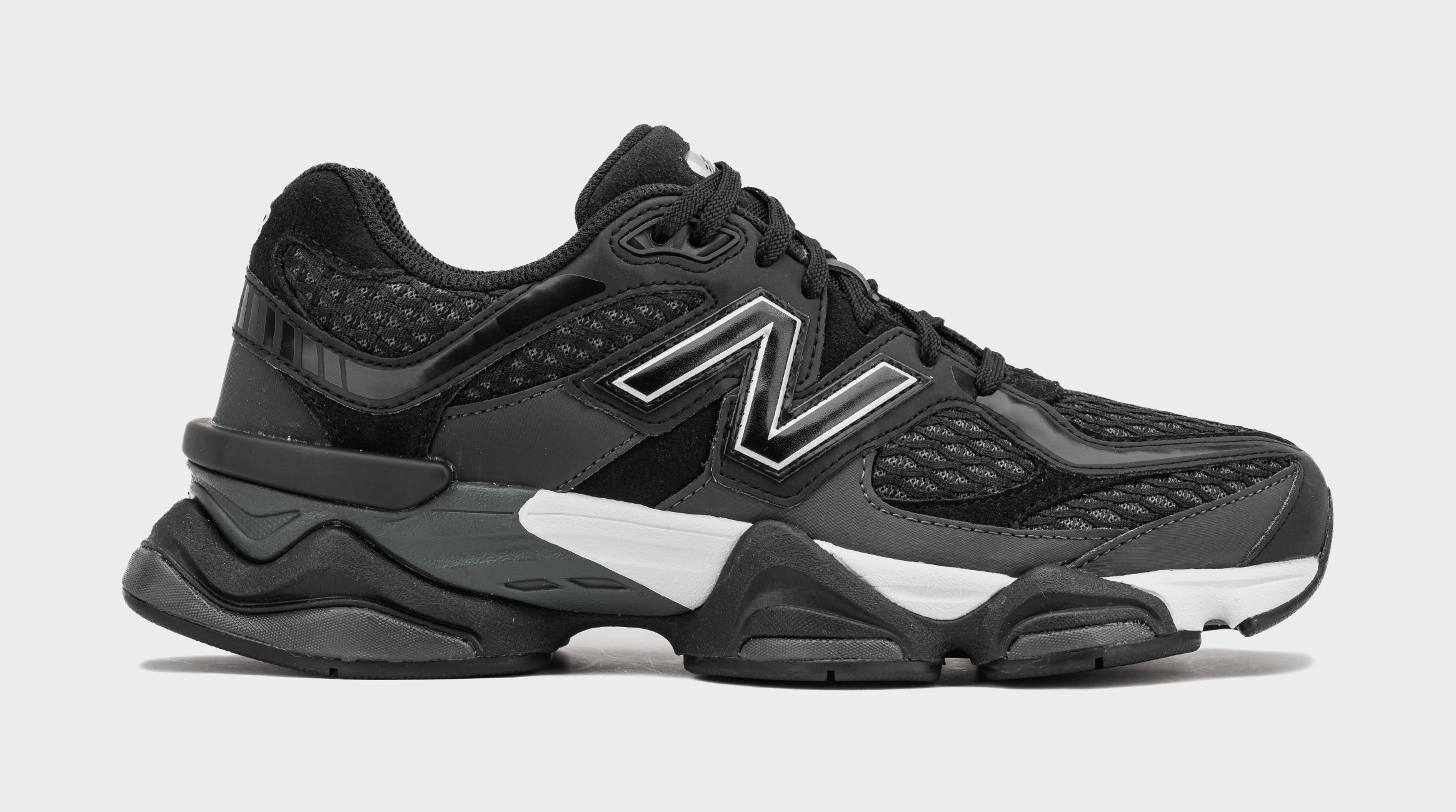 Shoe Palace Exclusive 9060 Mens Running Shoes (Black/Silver) new balance 9060 lightweight training sneakers