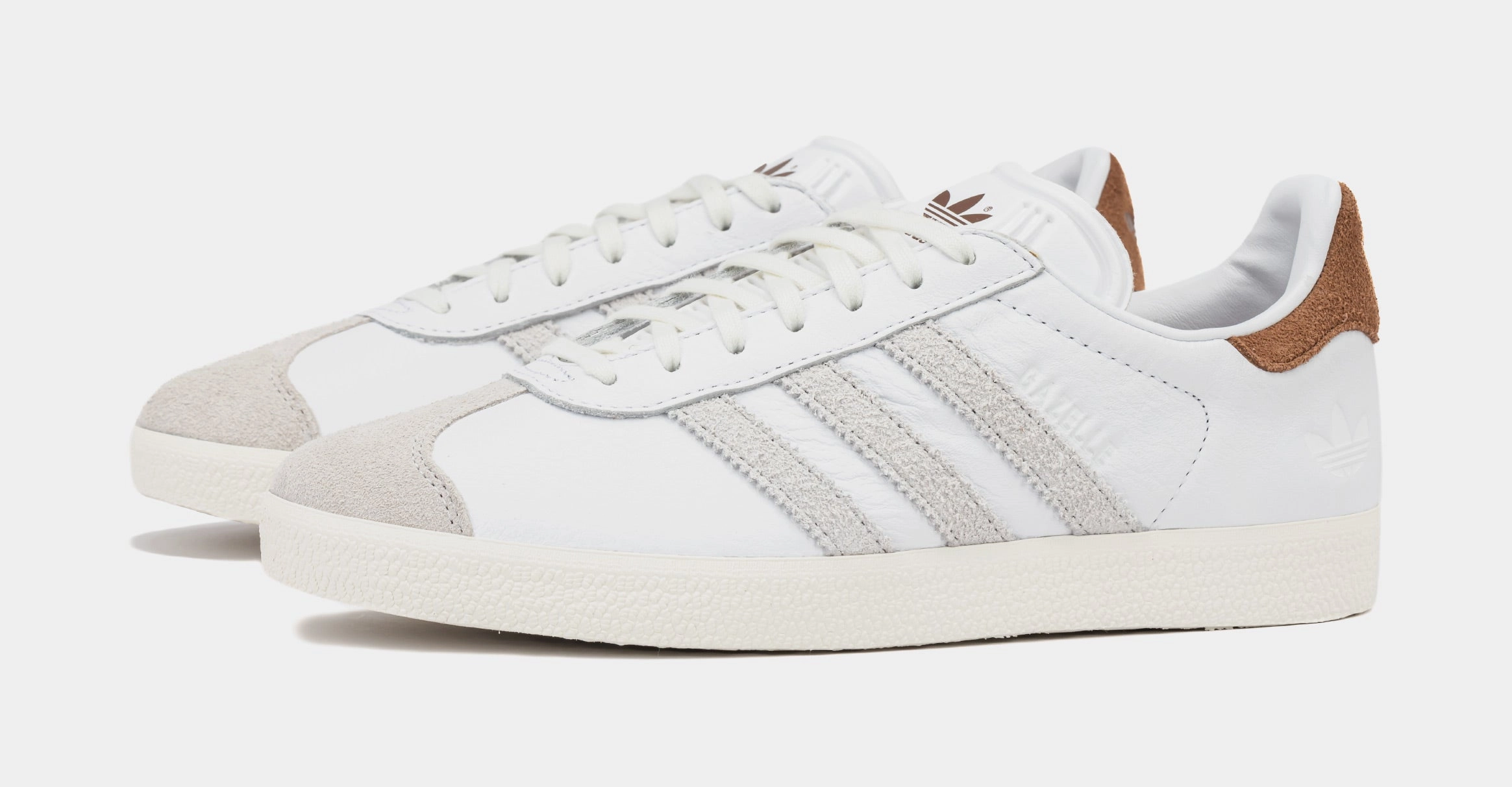 Shoe Palace Exclusive Gazelle Mens Lifestyle Shoes (White/Brown) Old-school fashion sneakers