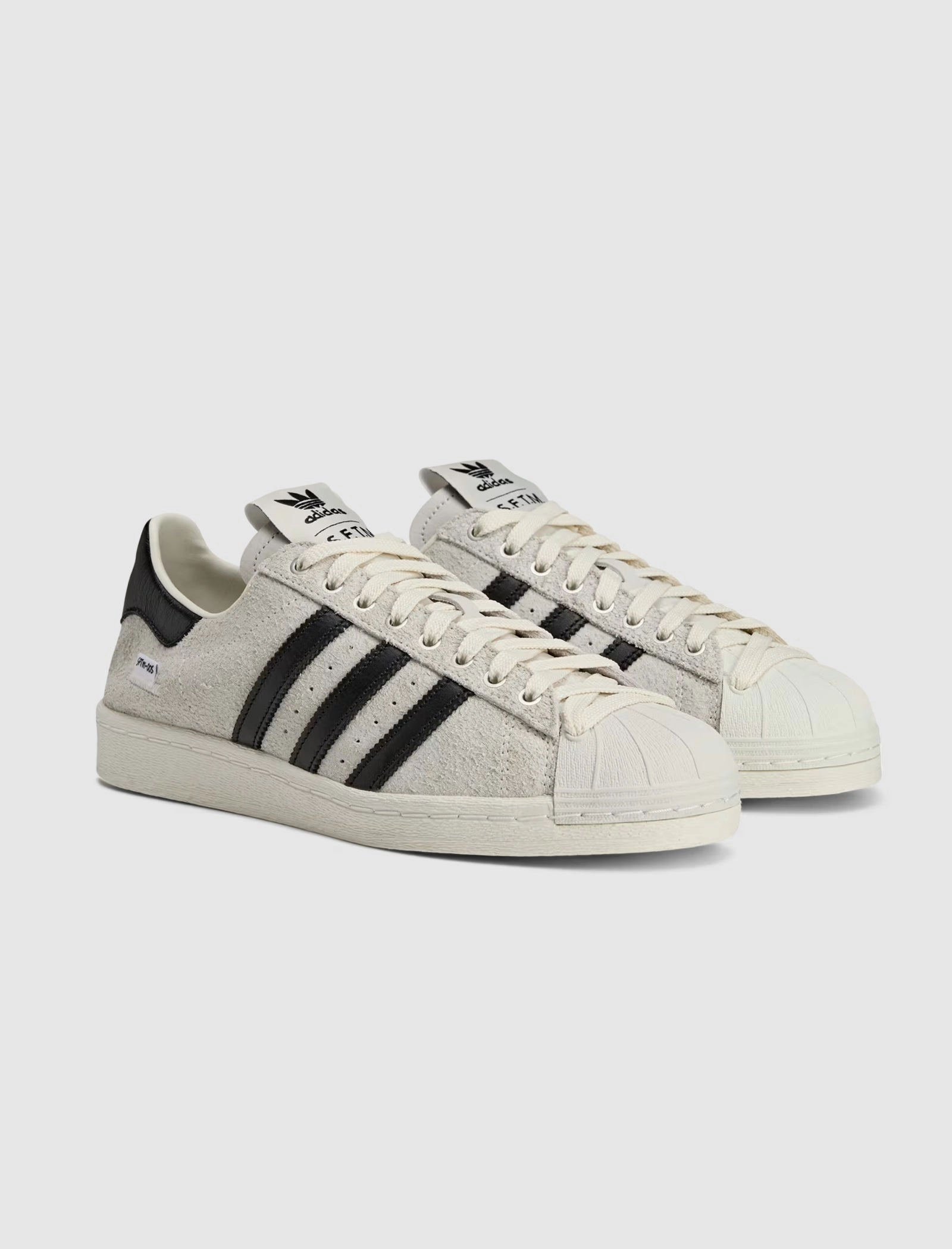 SONG FOR THE MUTE X SUPERSTAR 82 "CREAM/BLACK" Everyday trainers for men