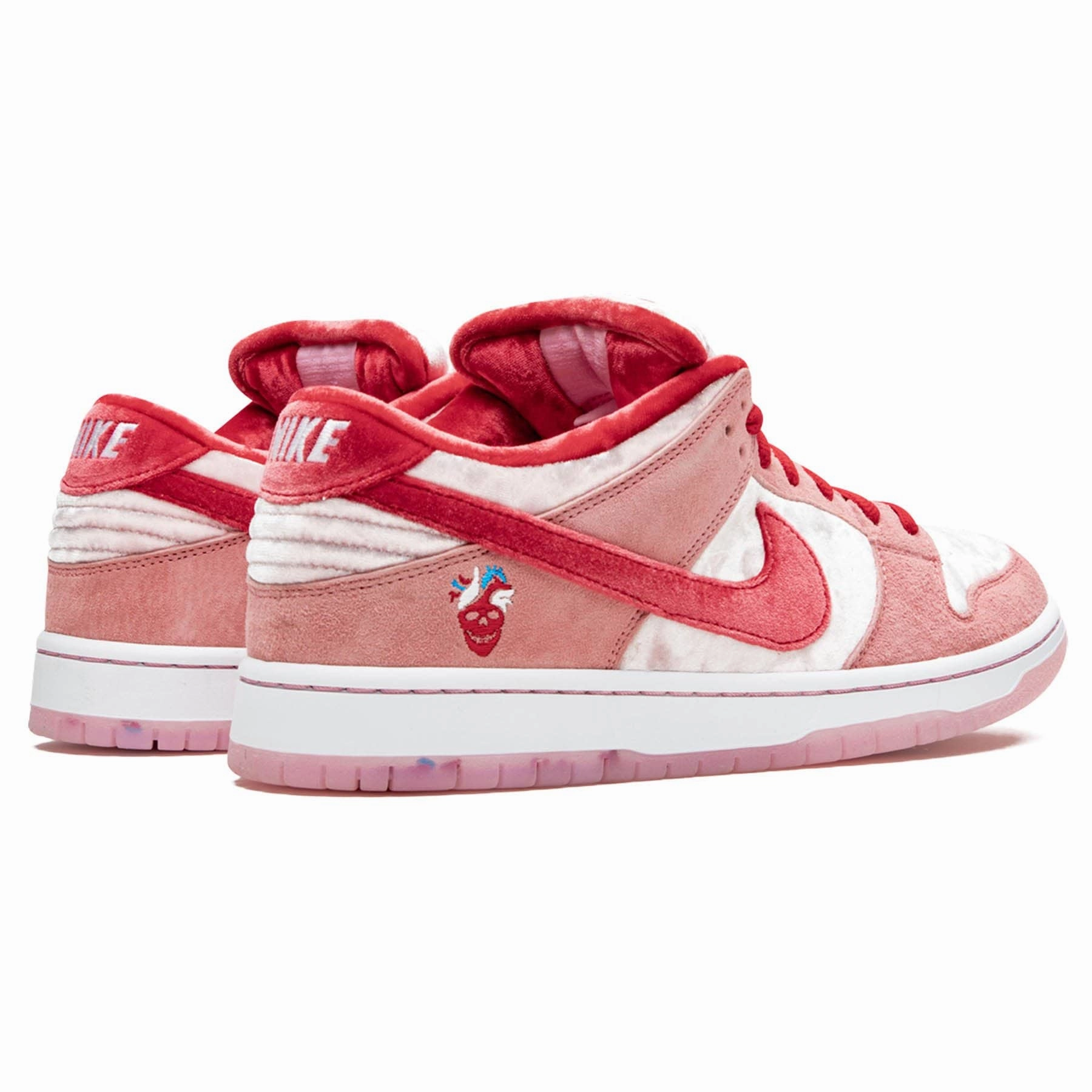 StrangeLove x Nike Dunk Low SB 'Valentine's Day' Nike SB skateboarding shoes