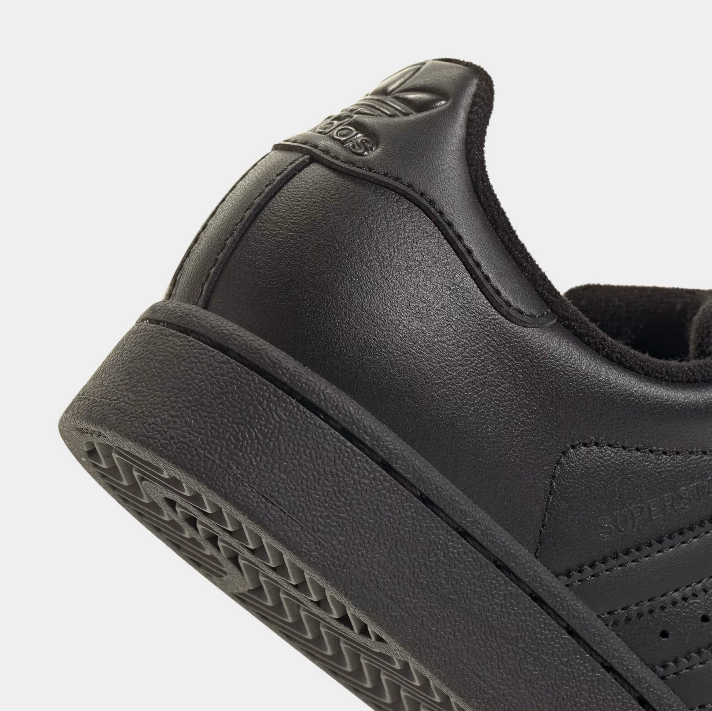 Superstar II Grade School Lifestyle Shoes (Black) Shell toe urban sneakers