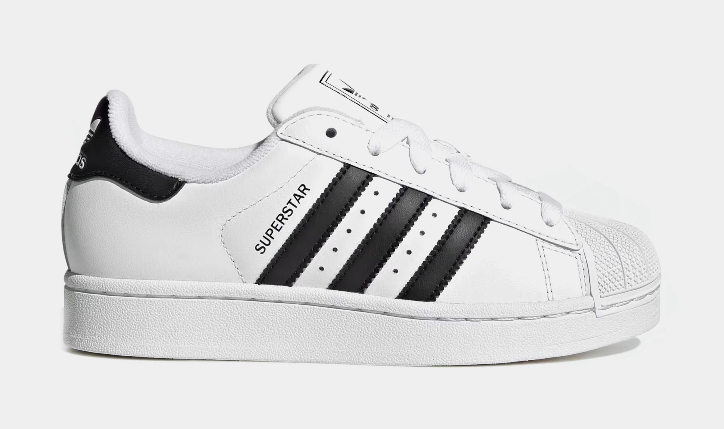 Superstar II Grade School Lifestyle Shoes (White/Black) Adidas Superstar shell-toe sneakers with timeless appeal