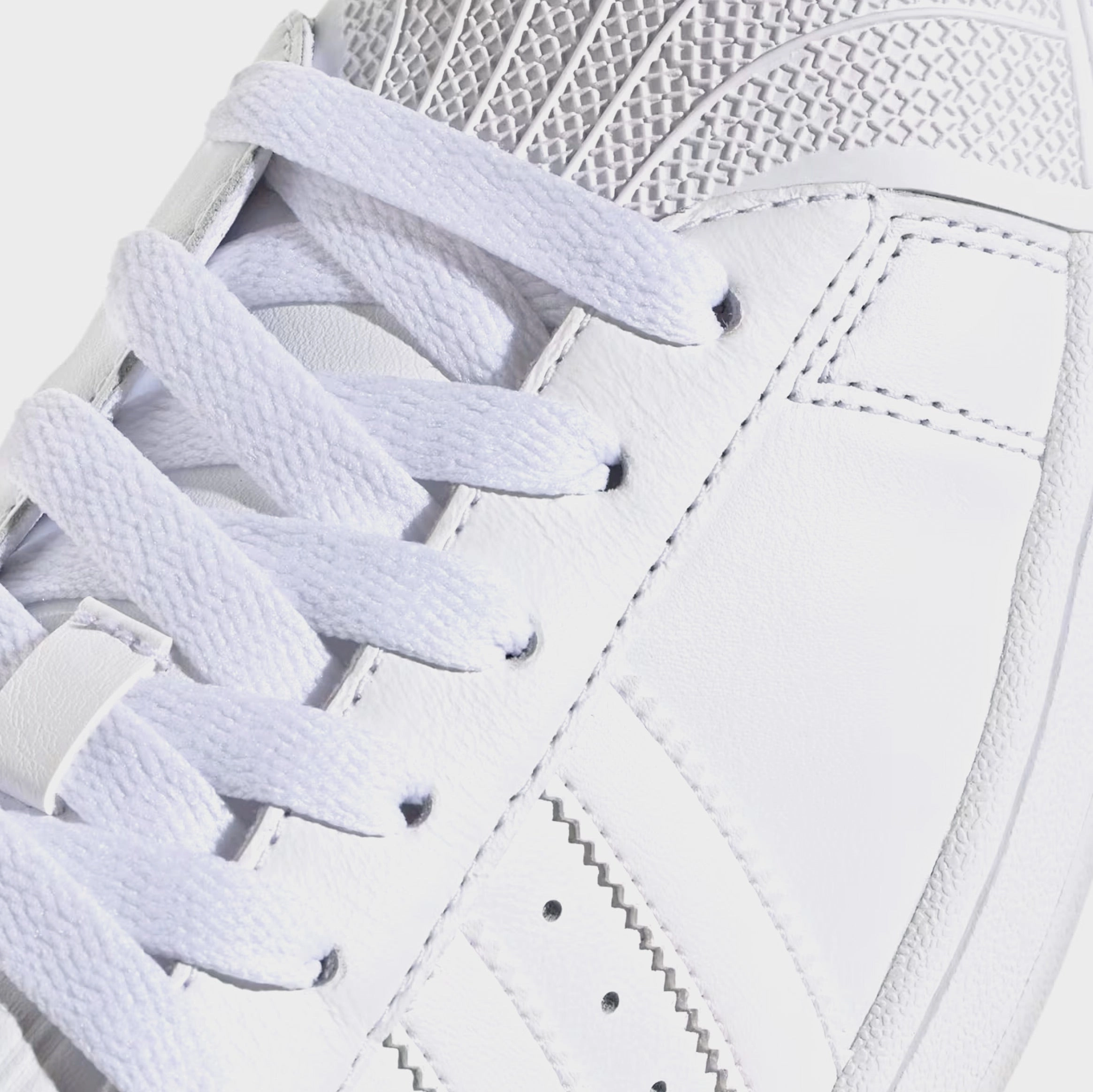 Superstar II Mens Lifestyle Shoes (White) Shell toe urban sneakers