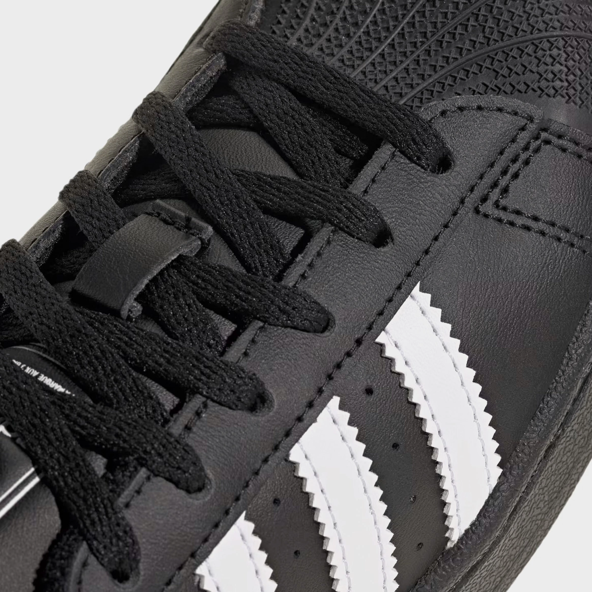 Superstar II Preschool Lifestyle Shoes (Core Black/Cloud White) Shell toe urban sneakers