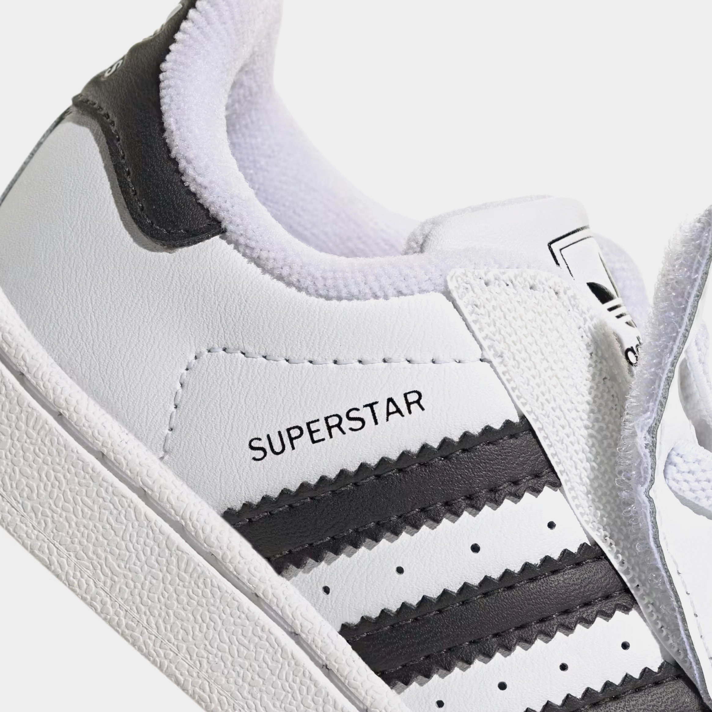 Superstar II Toddler Lifestyle Shoes (Cloud White/Core Black) Shell toe urban sneakers