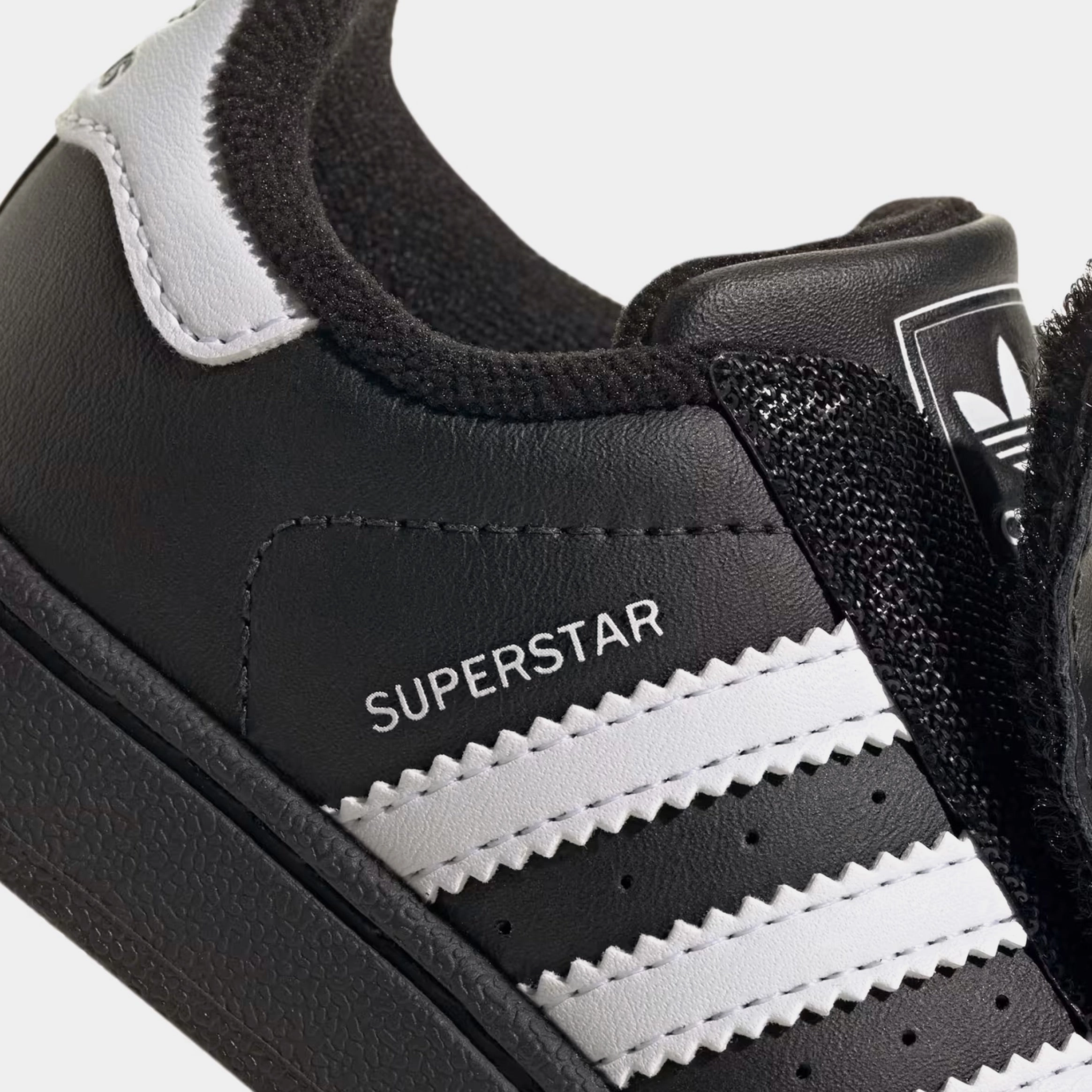 Superstar II Toddler Lifestyle Shoes (Core Black/Cloud White) Shell toe urban sneakers