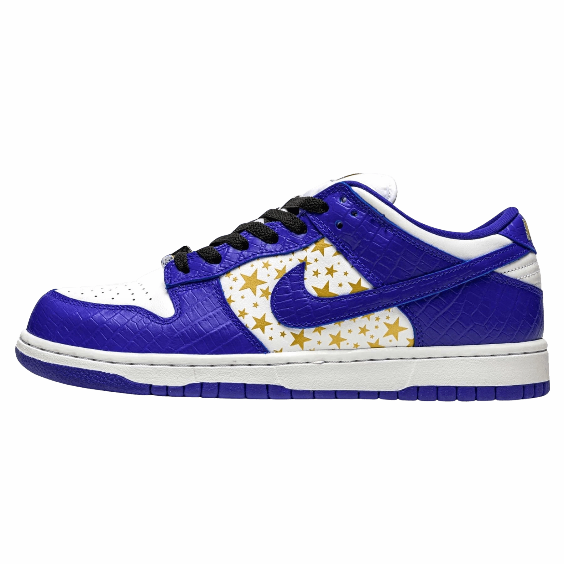 Supreme x Nike Dunk Low OG SB QS 'Hyper Royal' Nike SB skate shoes with padded support and grip