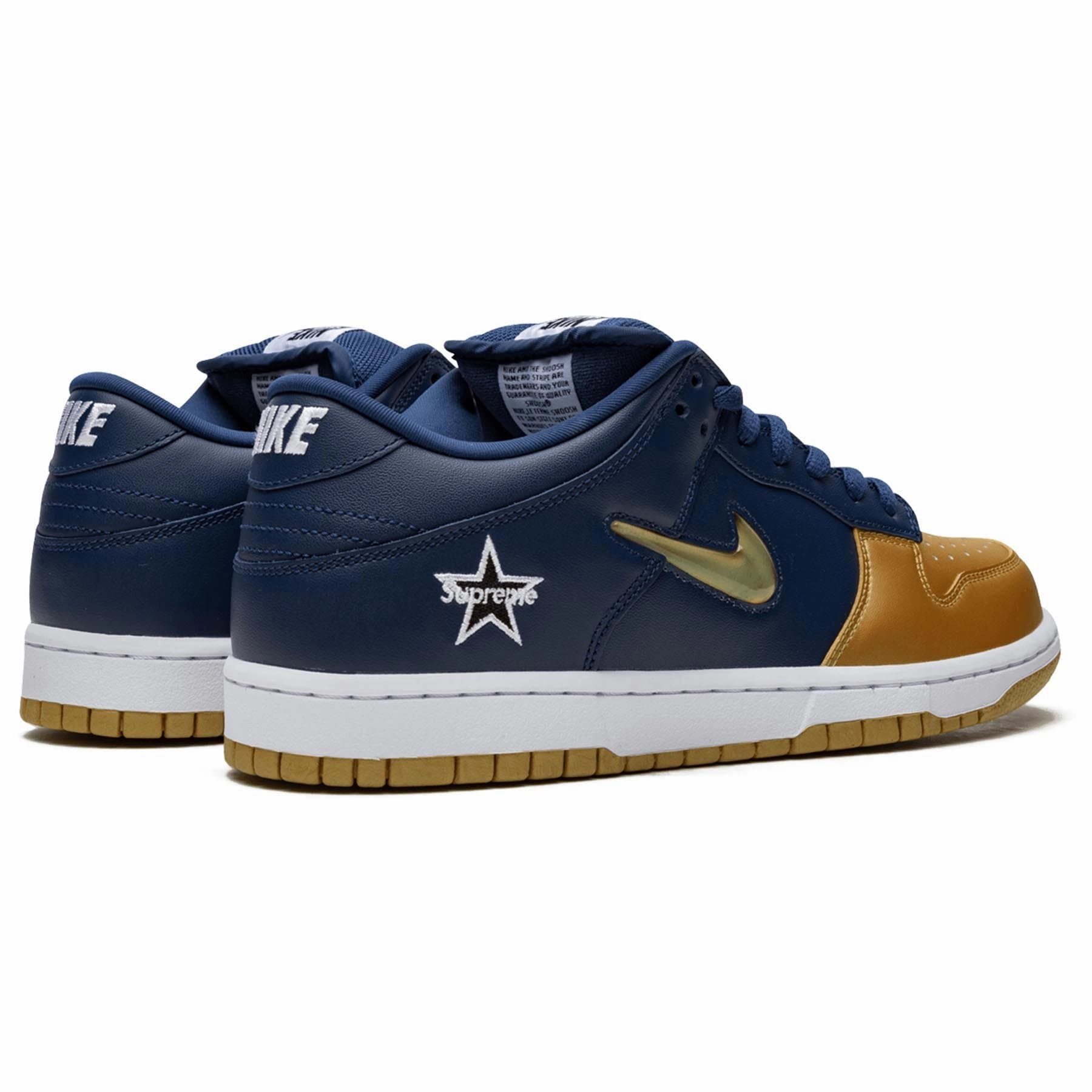 Supreme x Nike Dunk SB Low QS 'Metallic Gold' Nike SB skateboarding shoes