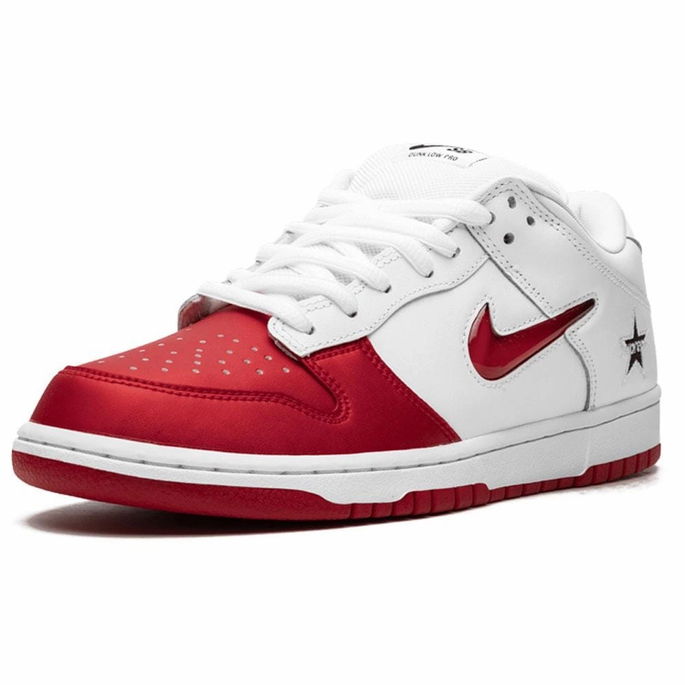 Supreme x Nike SB Dunk Low Red White Nike SB skateboarding shoes