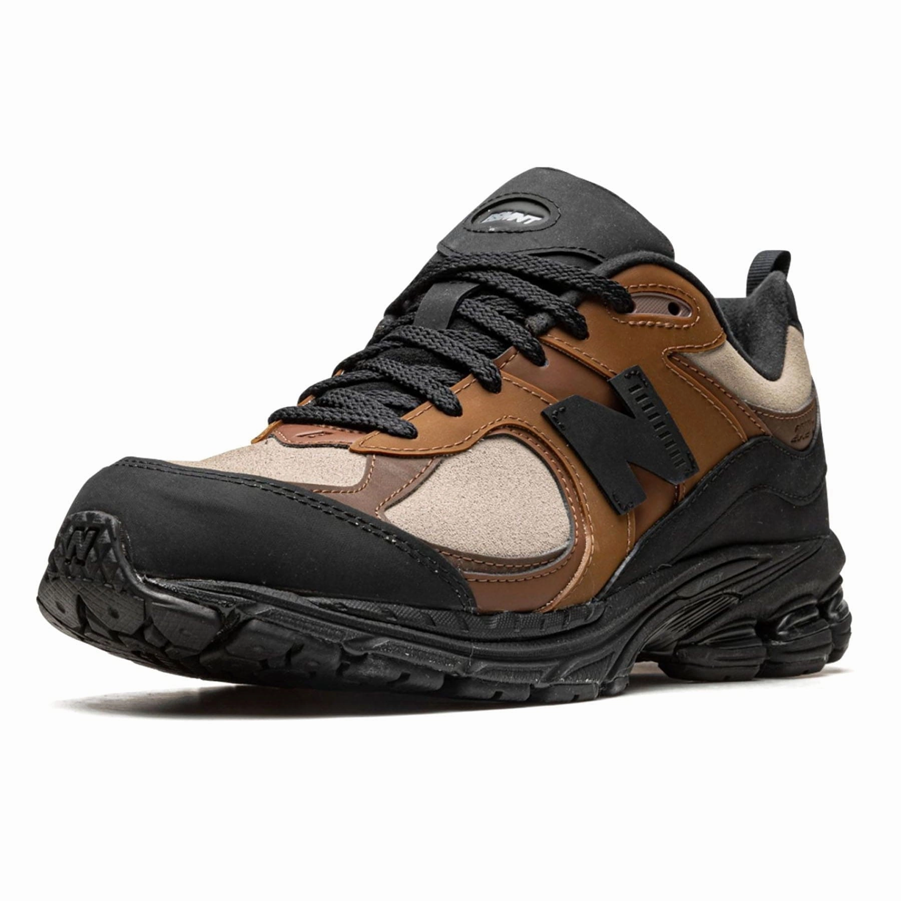 The Basement x New Balance 2002R 'Earth Brown' Cushioned running footwear