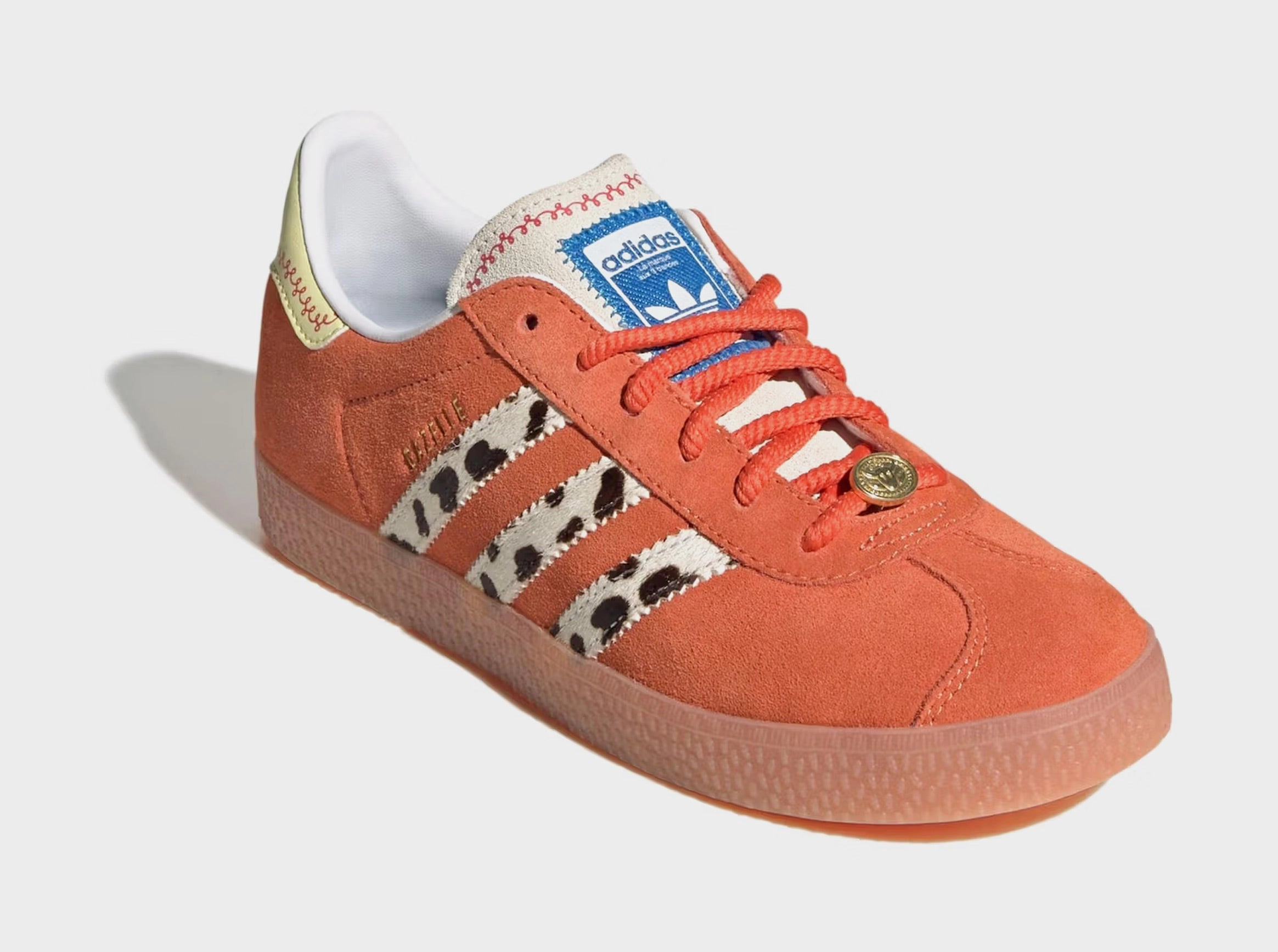 Toy Story x Gazelle Grade School Lifestyle Shoes (Orange/Yellow) Old-school fashion sneakers