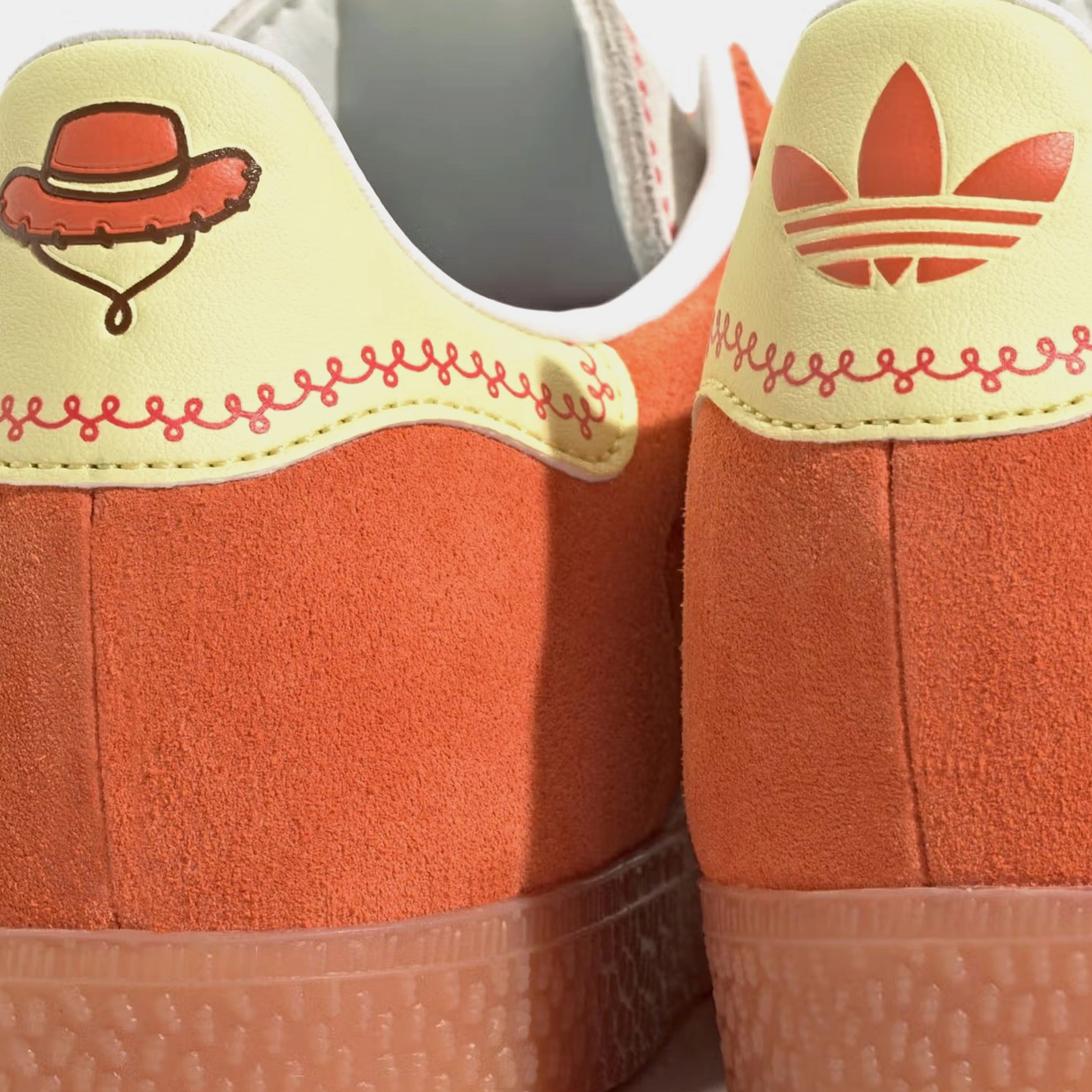 Toy Story x Gazelle Grade School Lifestyle Shoes (Orange/Yellow) Old-school fashion sneakers