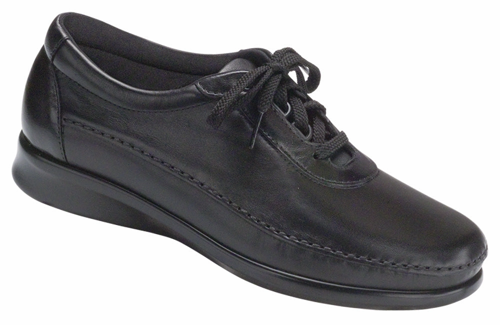 Traveler - Black SAS comfort walking shoes with supportive build