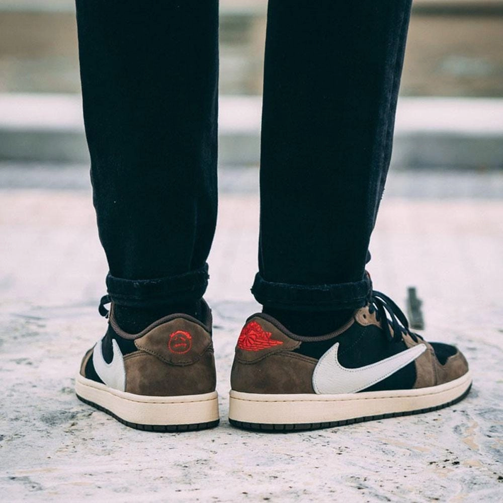 Travis Scott x Air Jordan 1 Low Cactus Jack Air Jordan 1 Low lifestyle shoes